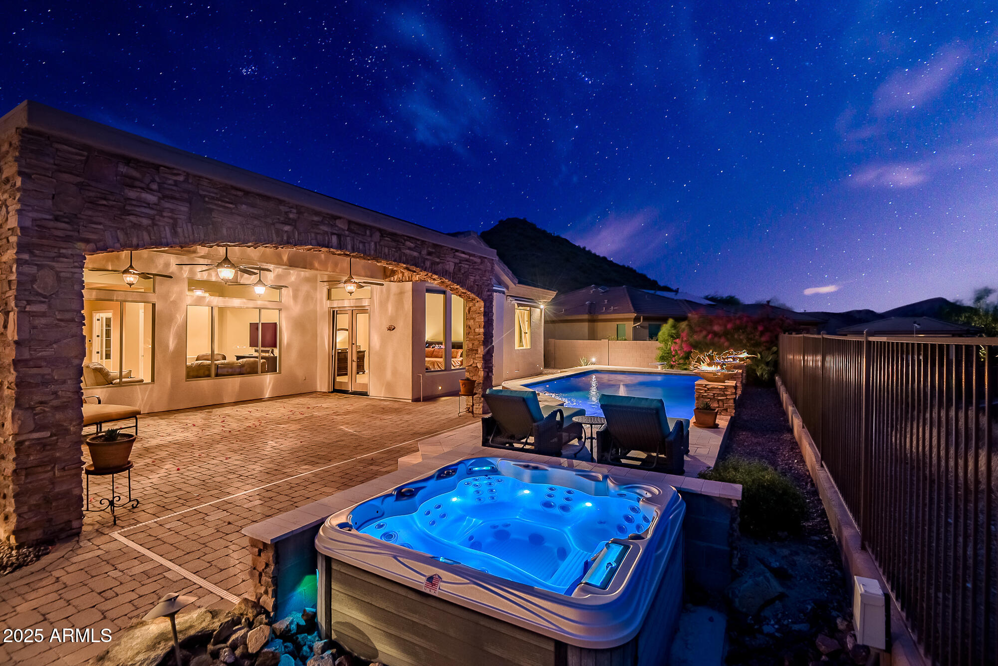 1653 W SILVER PINE Drive