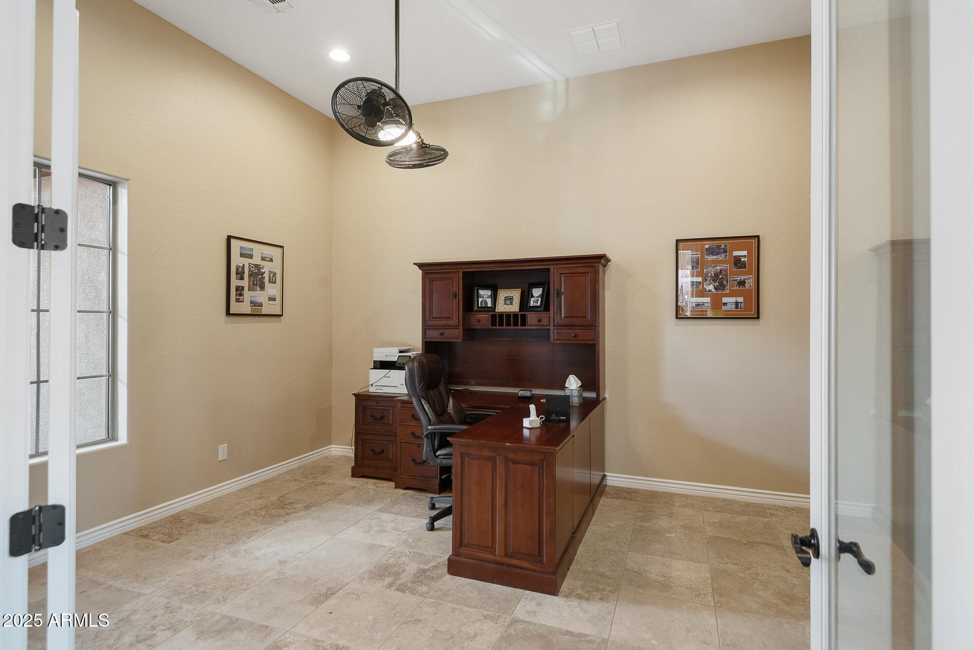 1653 W SILVER PINE Drive