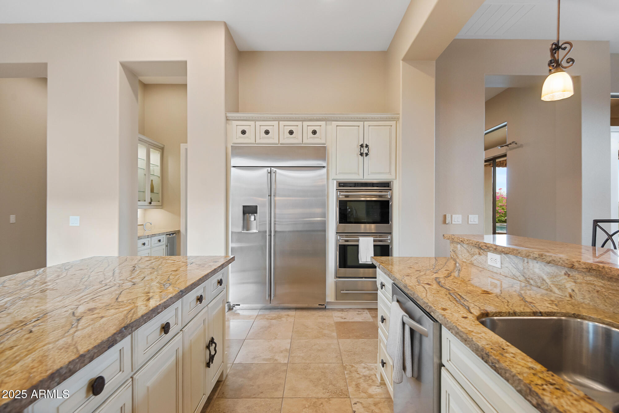 1653 W SILVER PINE Drive