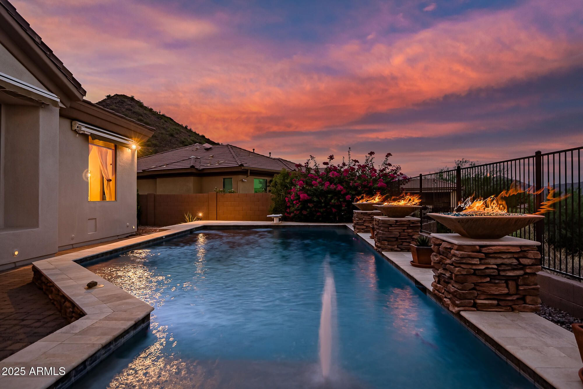 1653 W SILVER PINE Drive