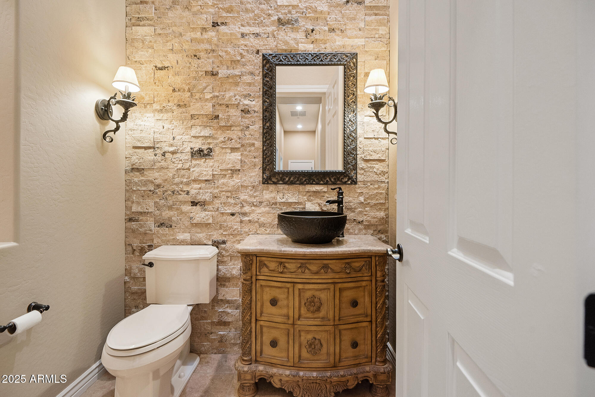 1653 W SILVER PINE Drive