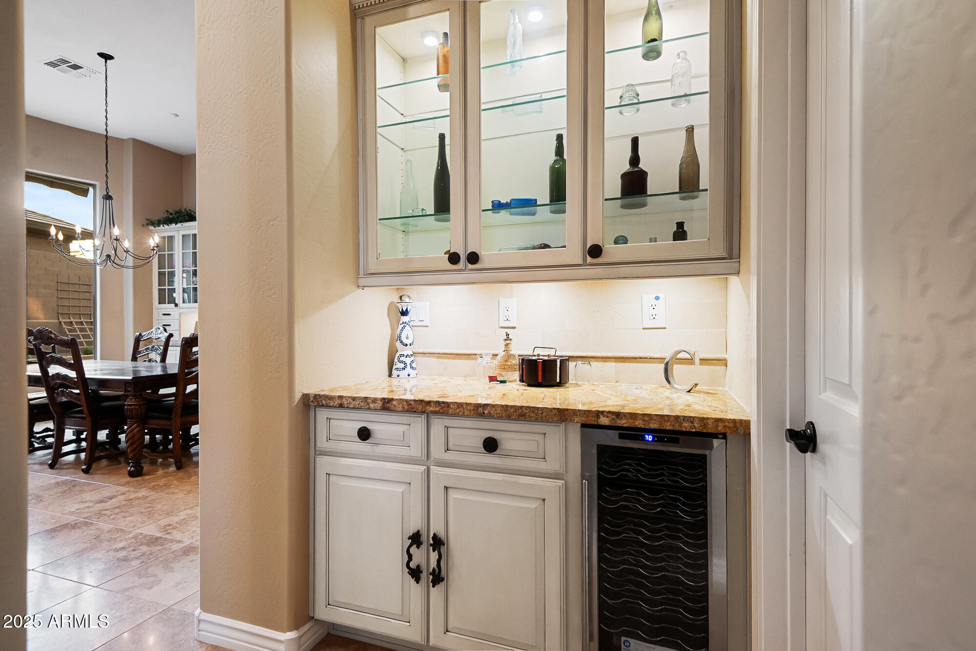 1653 W SILVER PINE Drive