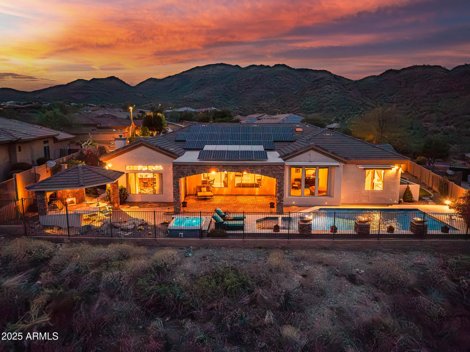 1653 W SILVER PINE Drive