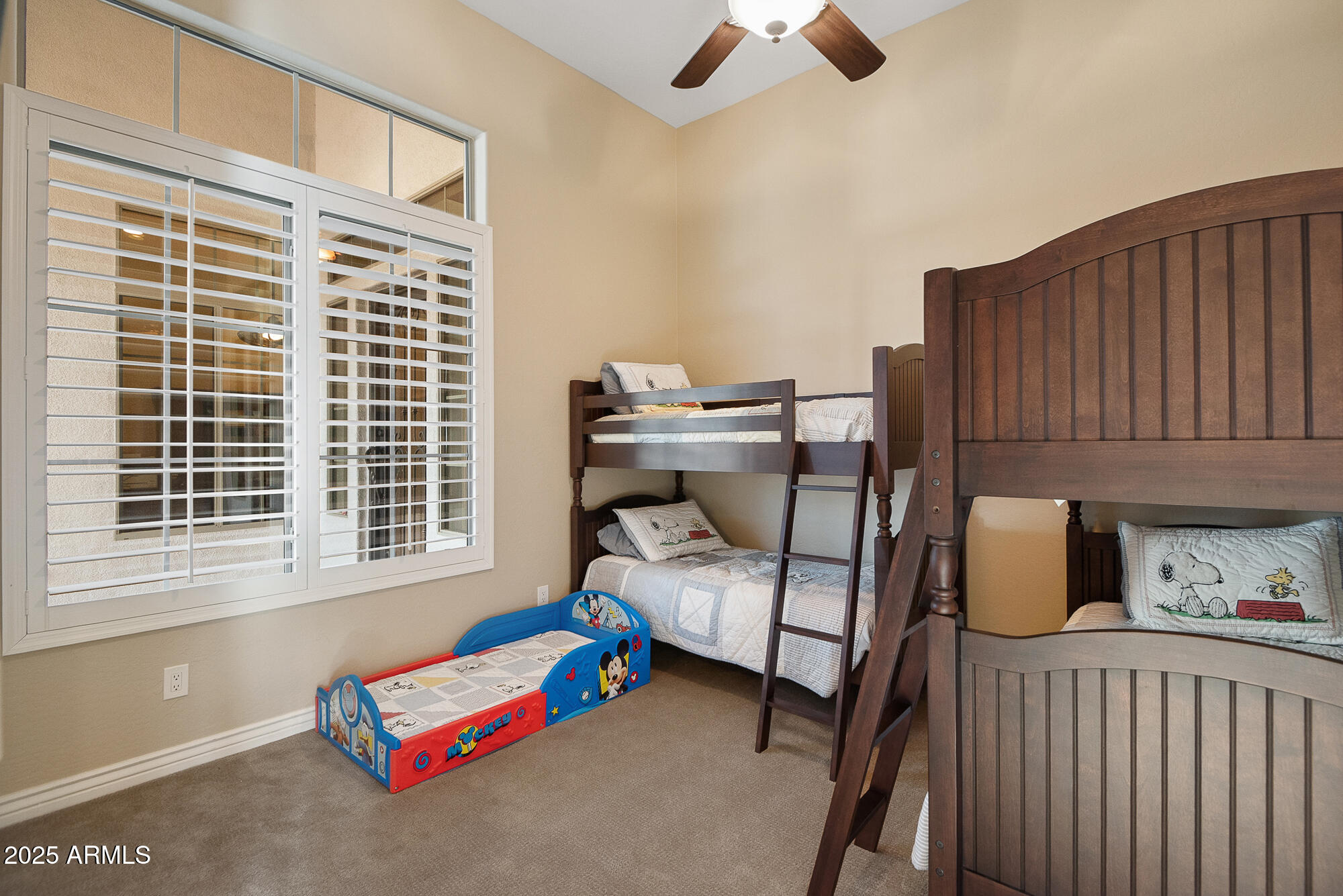 1653 W SILVER PINE Drive