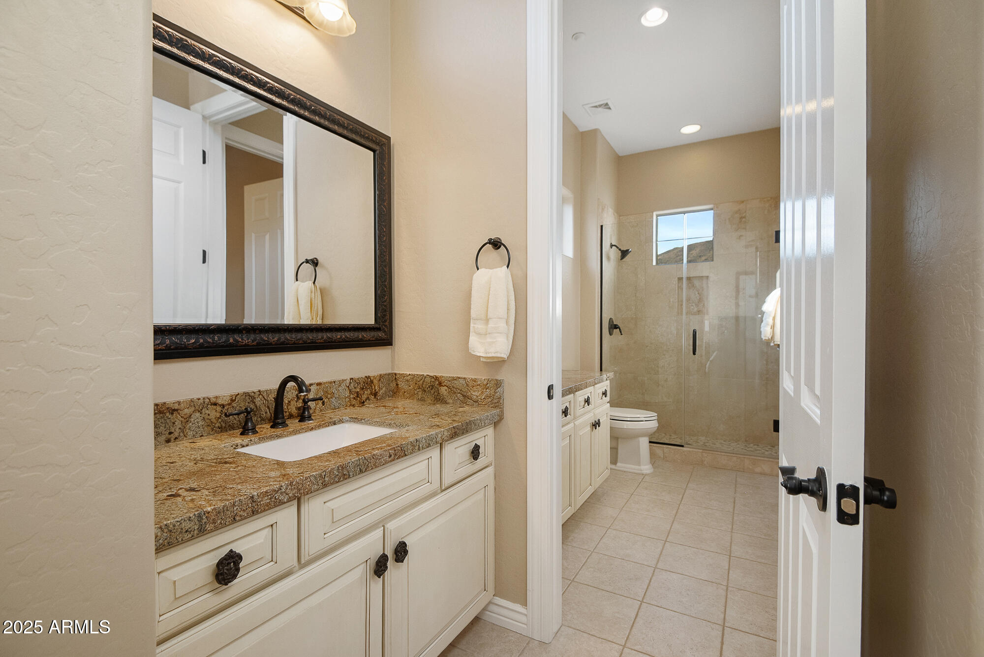 1653 W SILVER PINE Drive