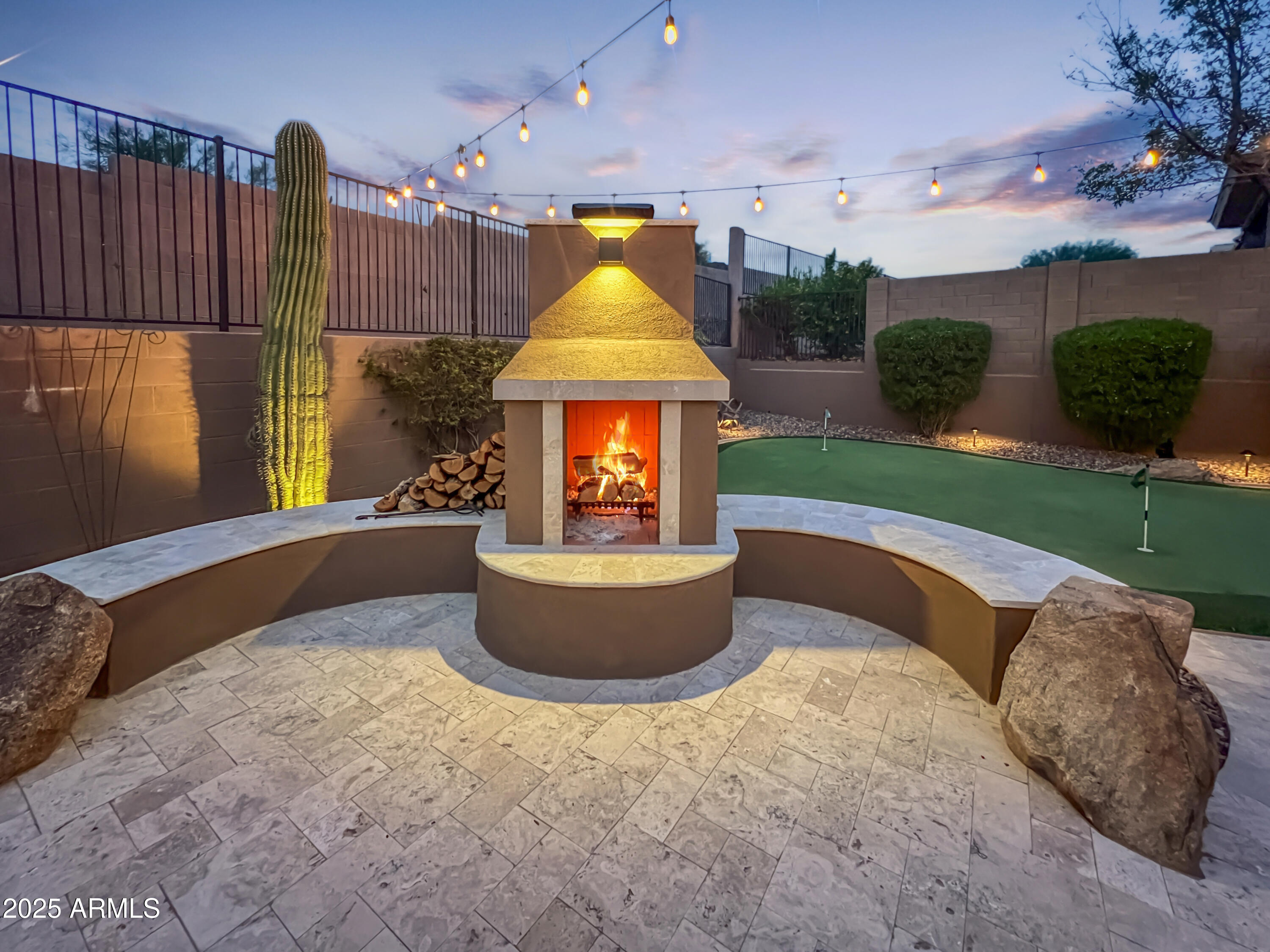 2546 W SHINNECOCK Way