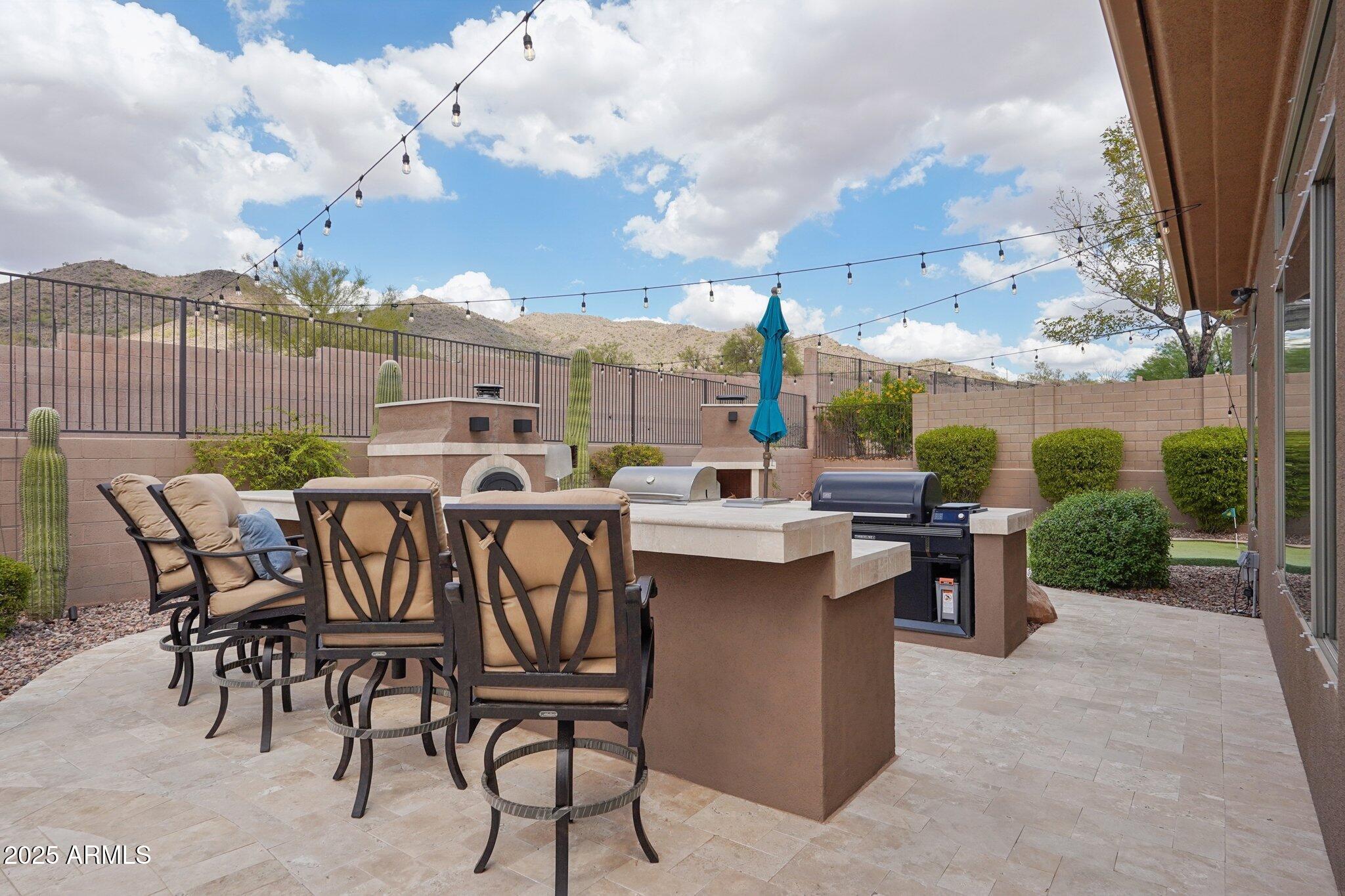 2546 W SHINNECOCK Way