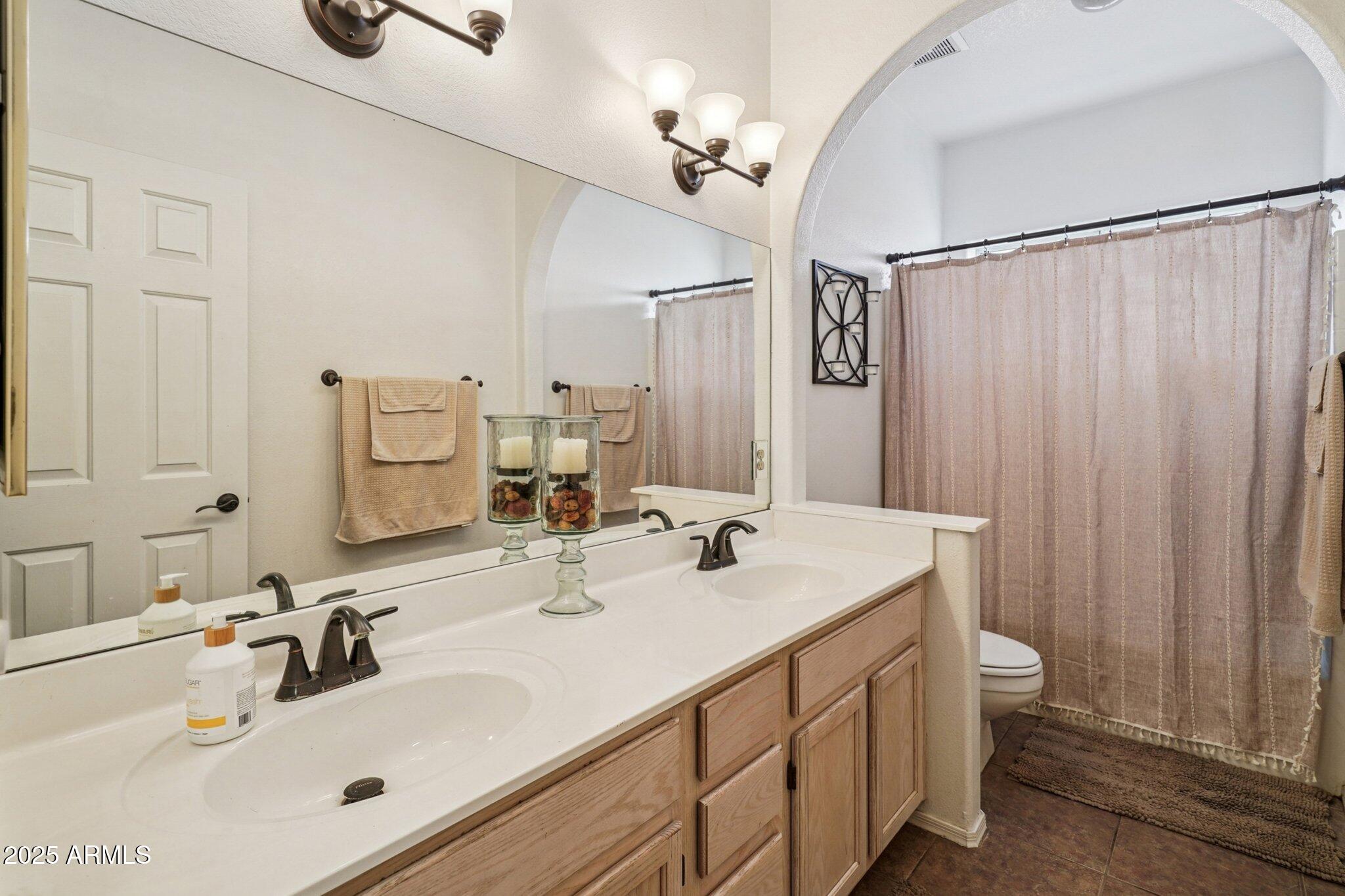 16137 E GLENPOINT Drive