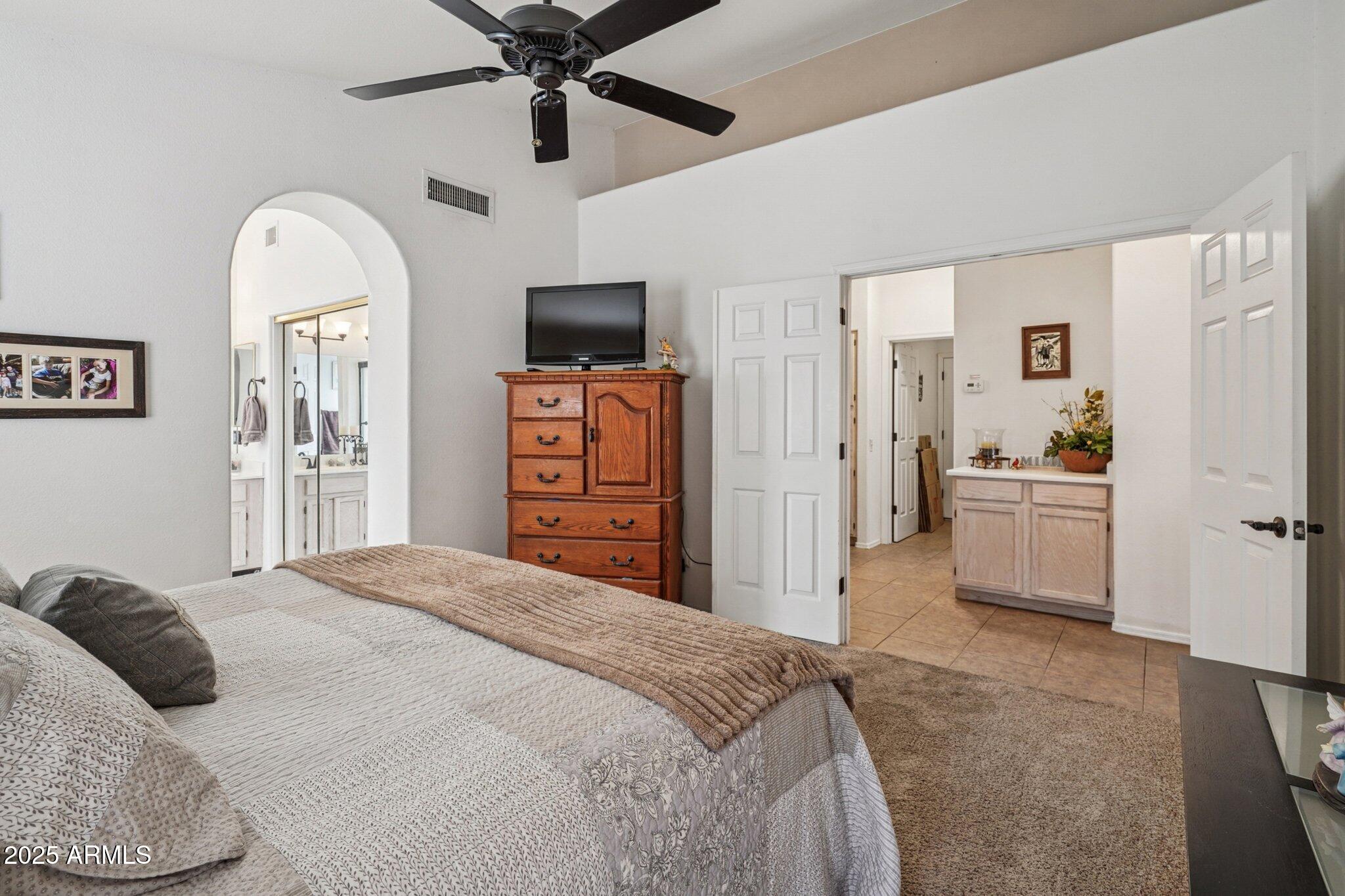 16137 E GLENPOINT Drive