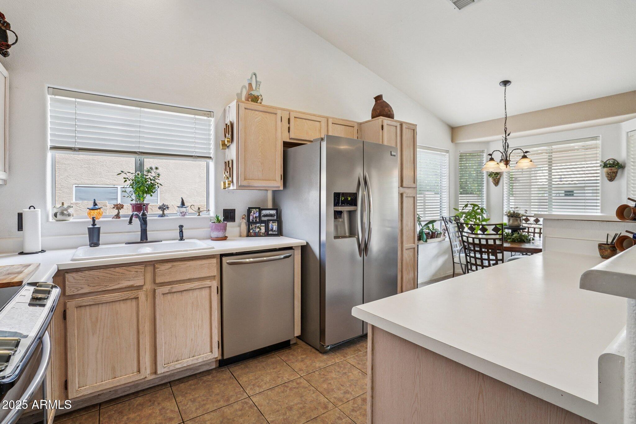 16137 E GLENPOINT Drive