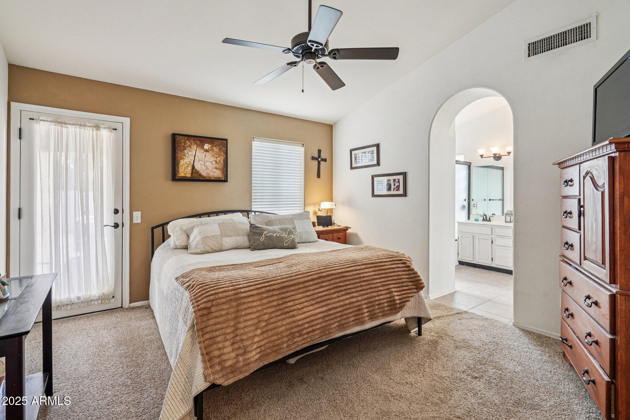 16137 E GLENPOINT Drive