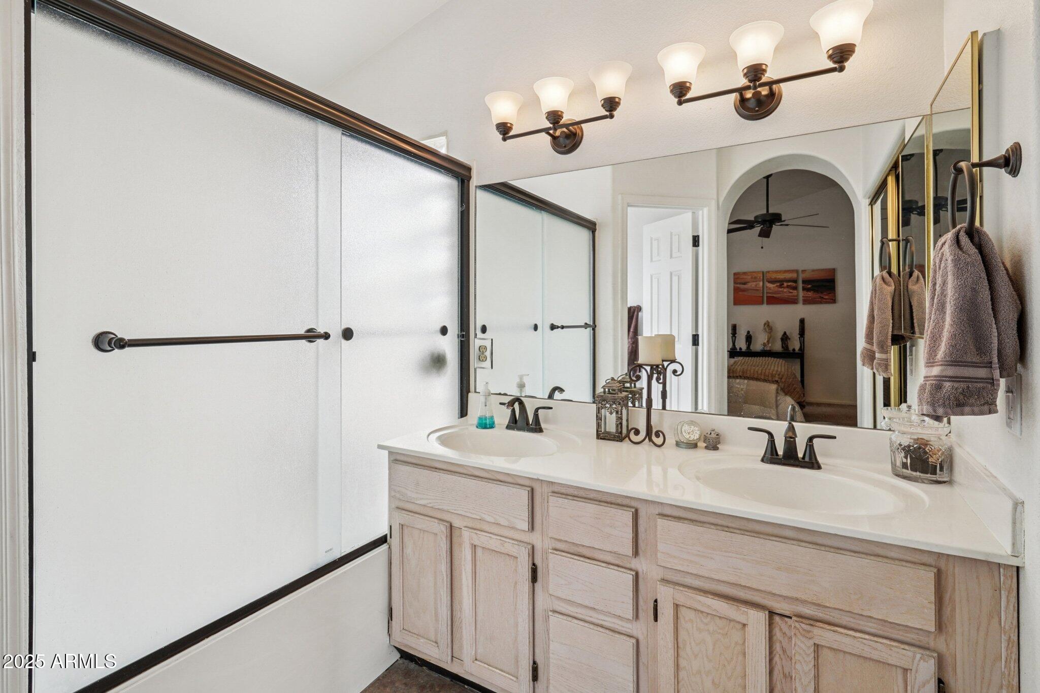 16137 E GLENPOINT Drive