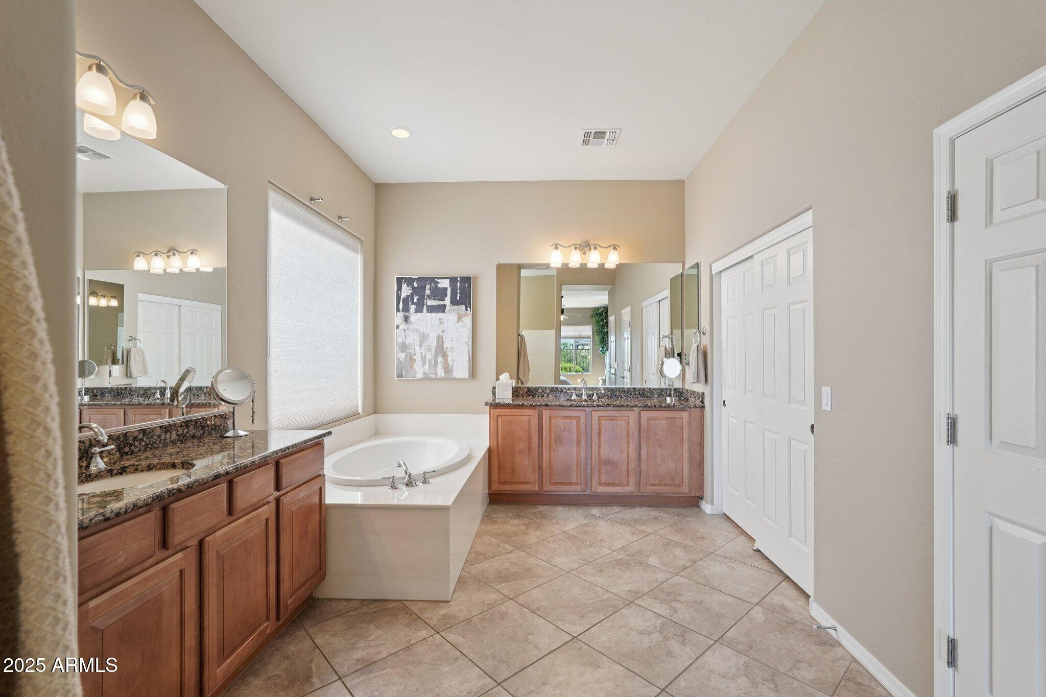 2221 W RIVER ROCK Trail