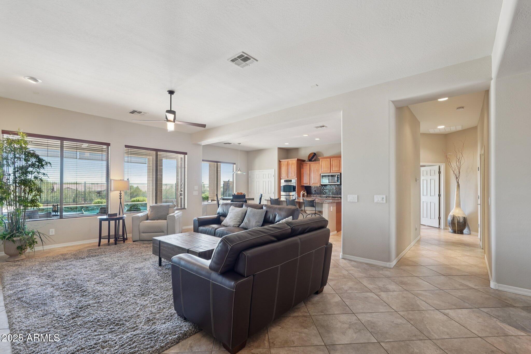 2221 W RIVER ROCK Trail