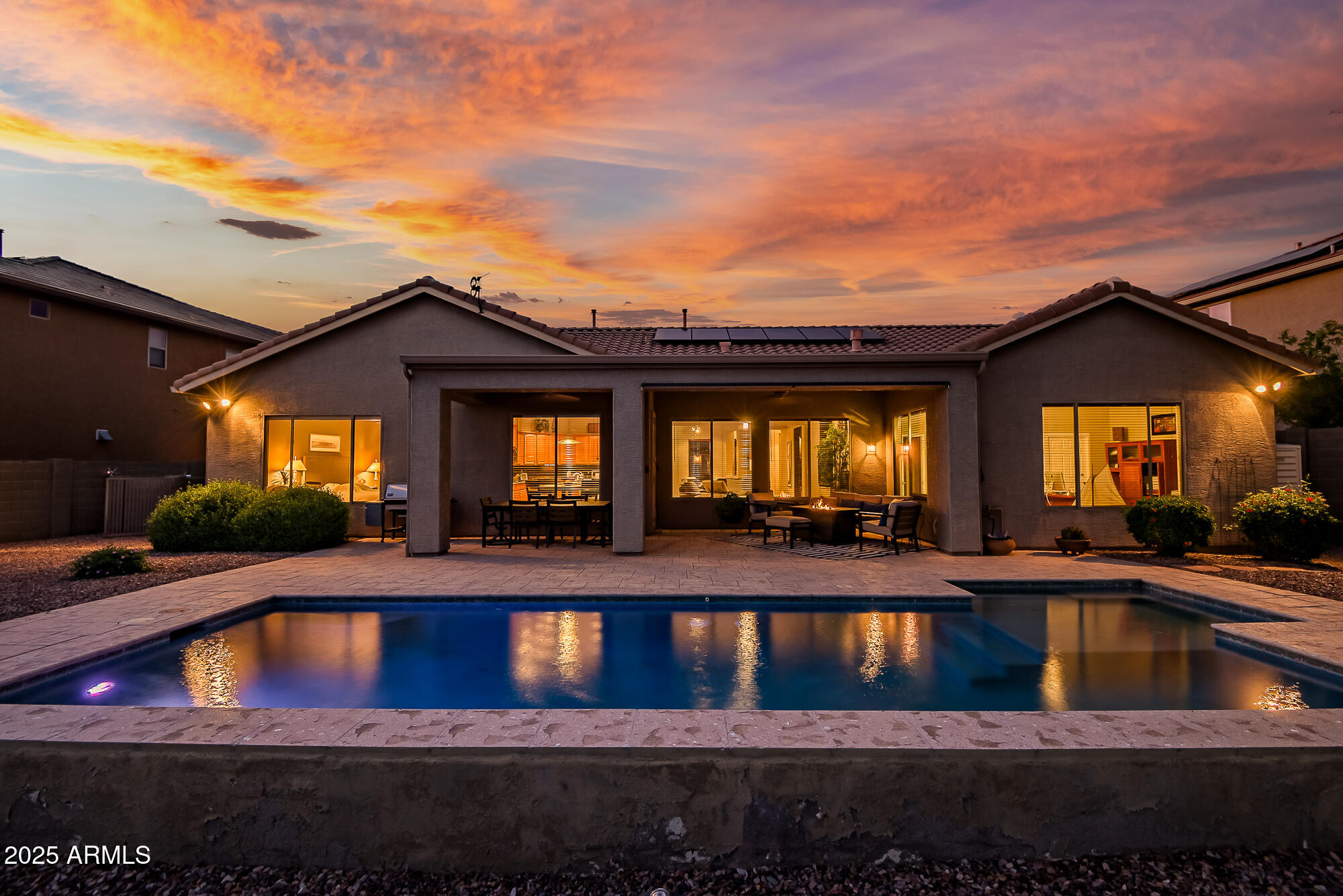 2221 W RIVER ROCK Trail