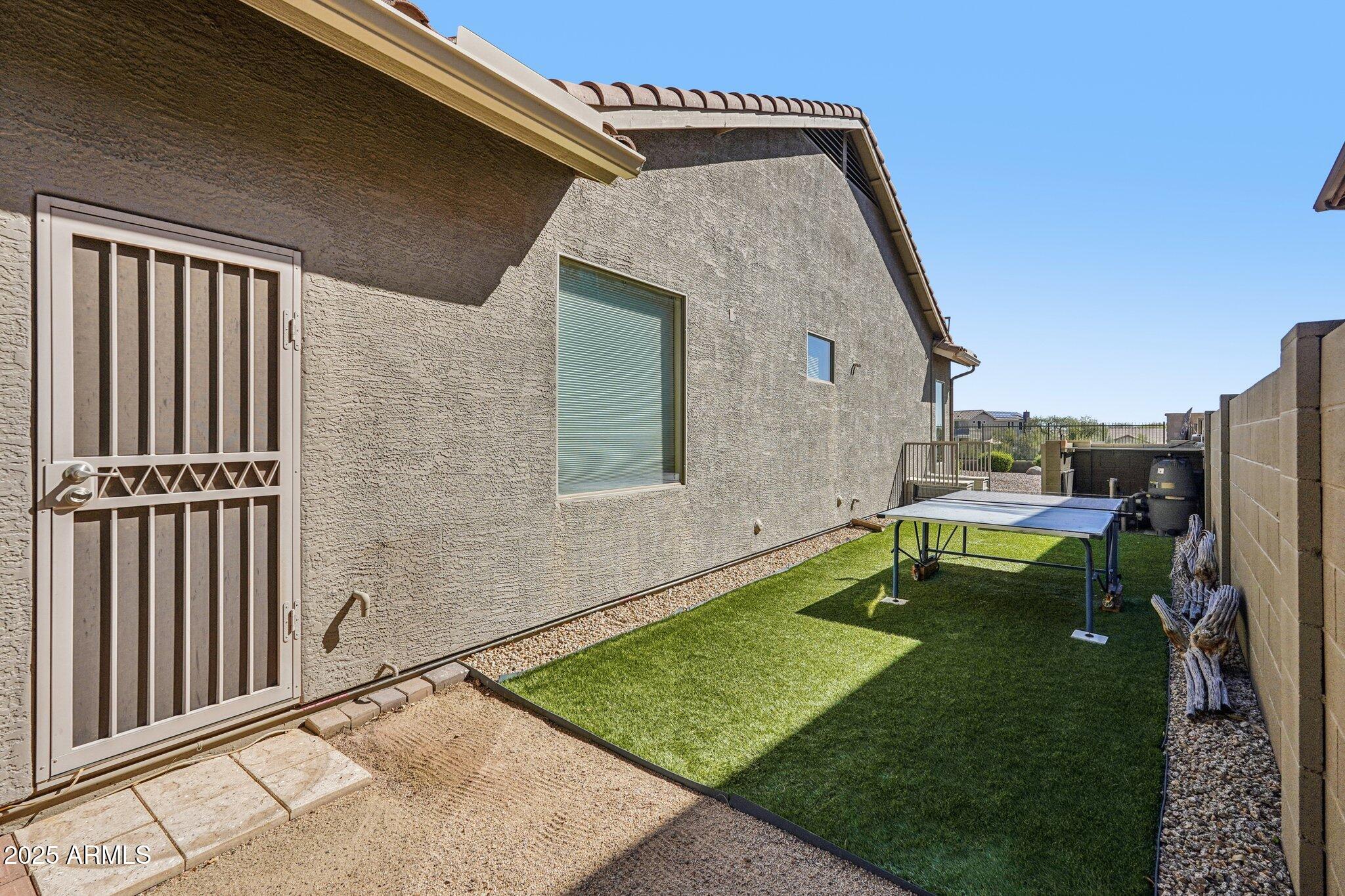 2221 W RIVER ROCK Trail