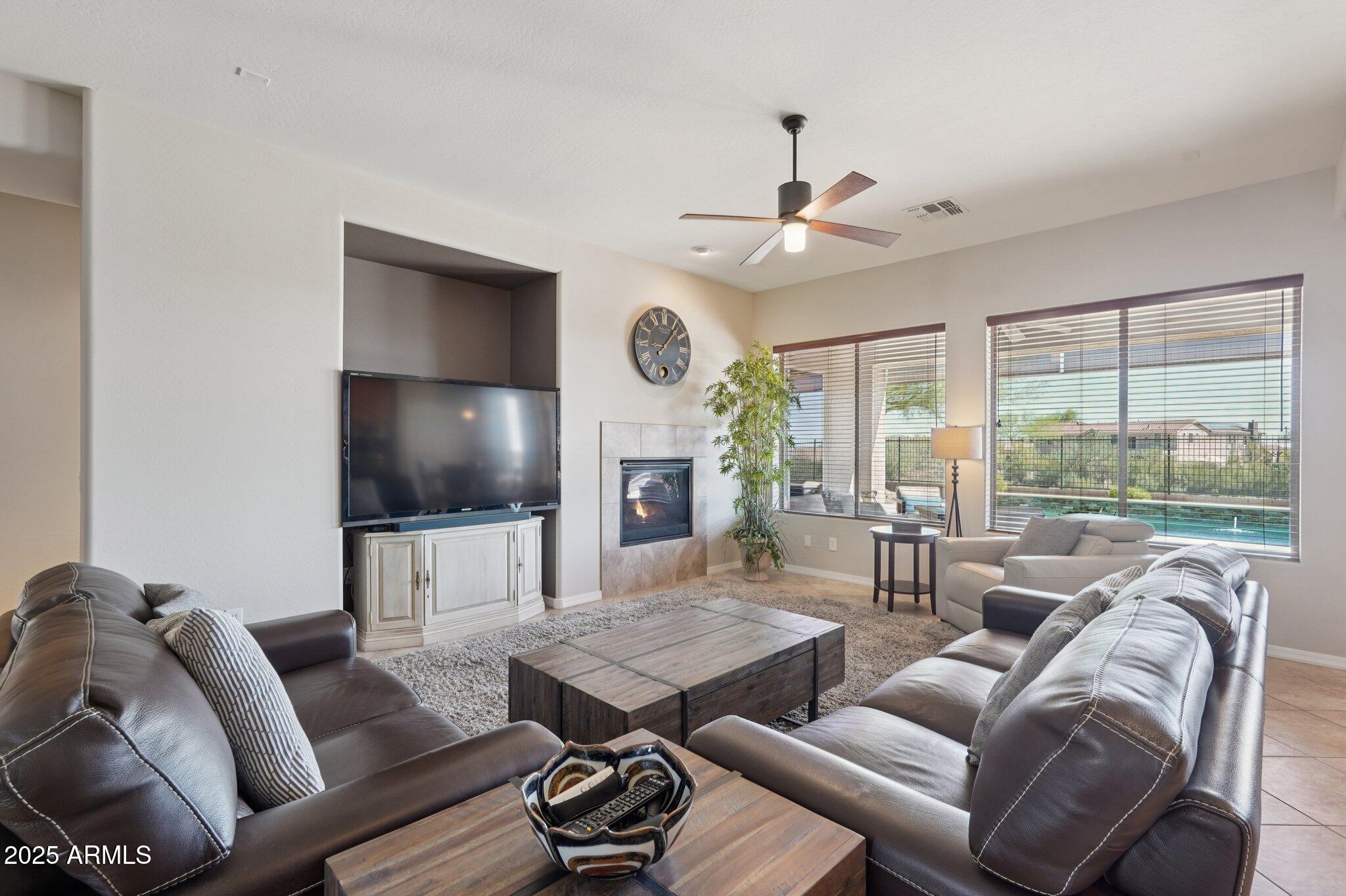 2221 W RIVER ROCK Trail