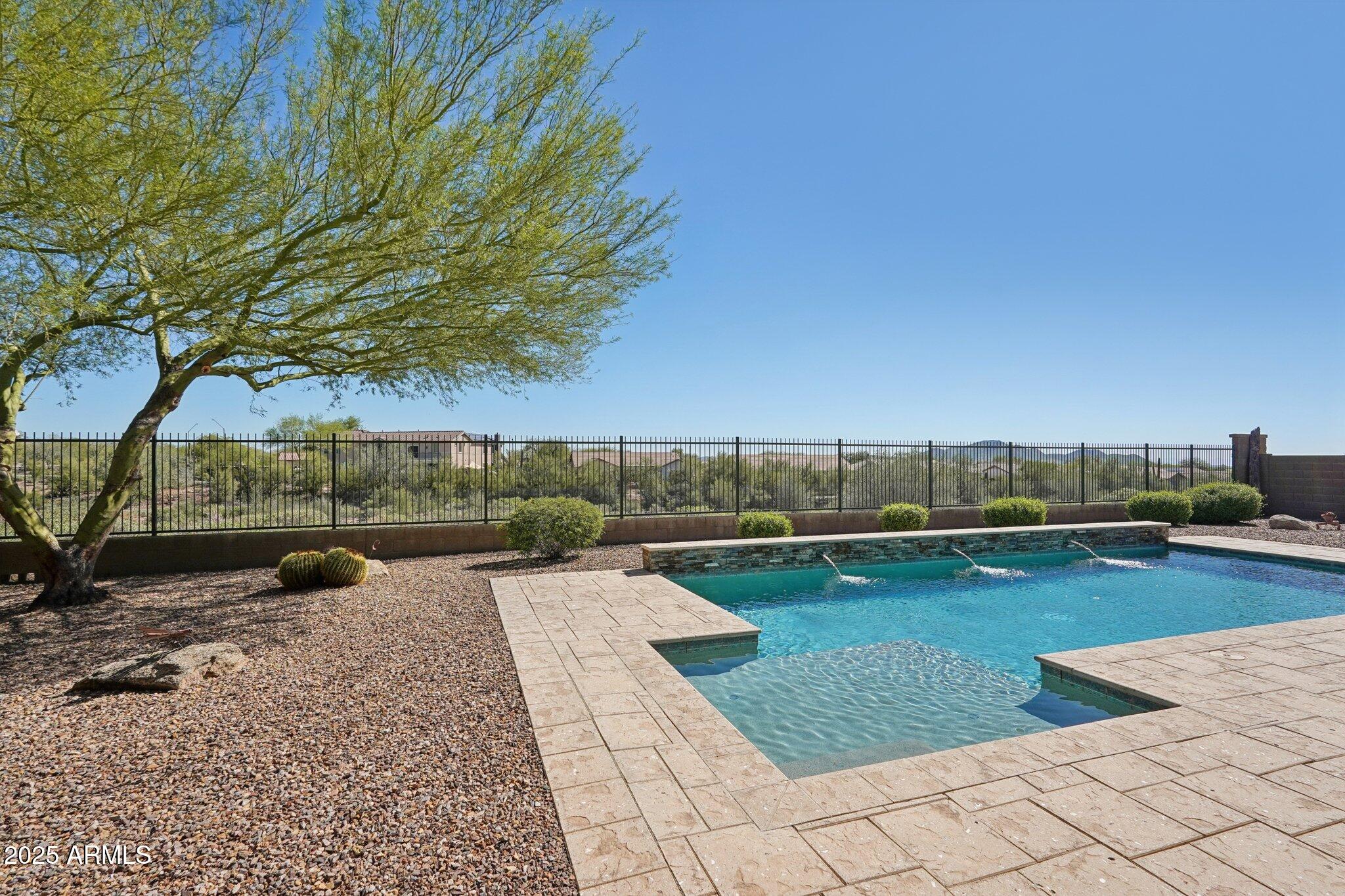 2221 W RIVER ROCK Trail