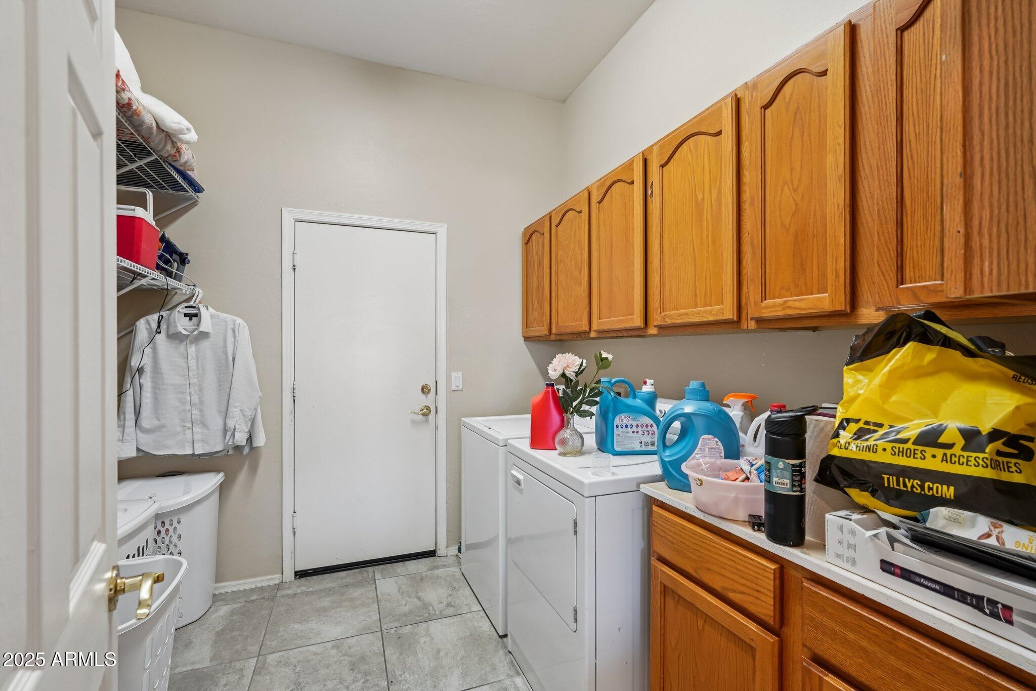 2515 W MINTON Street