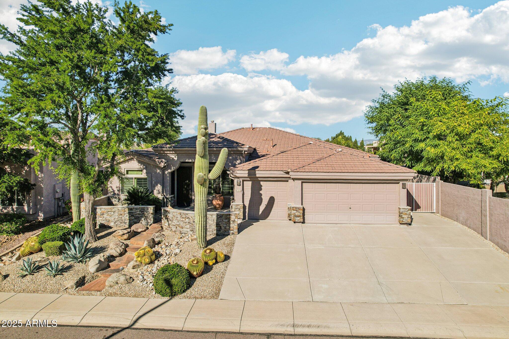 4632 E RED BIRD Road