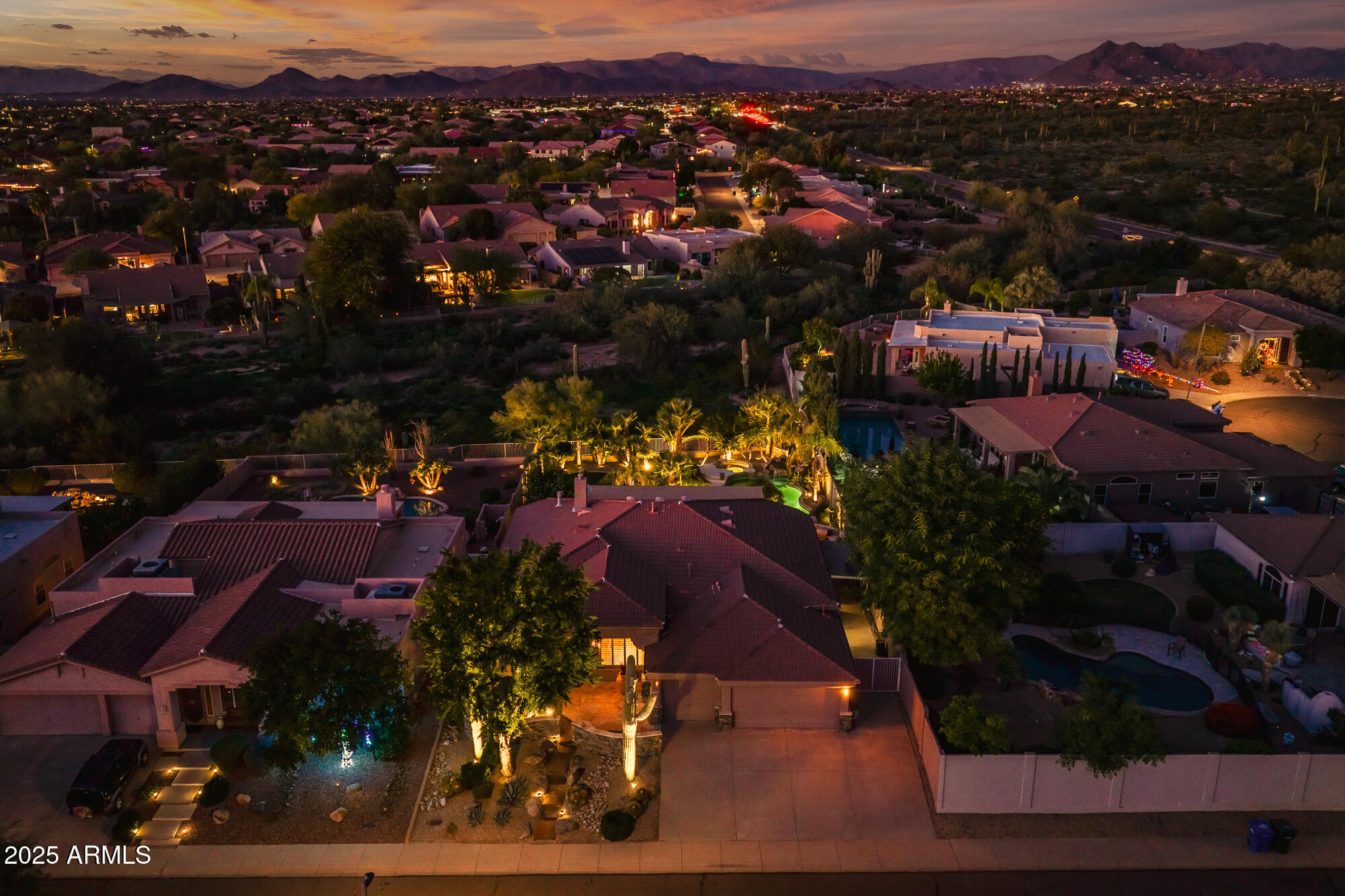 4632 E RED BIRD Road