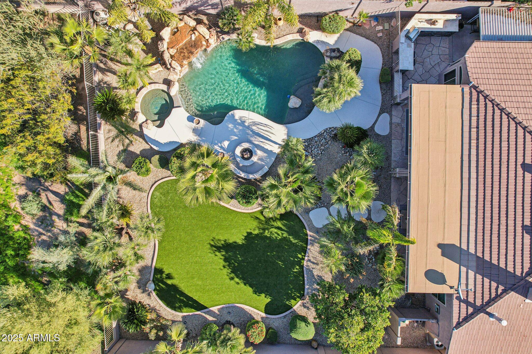 4632 E RED BIRD Road