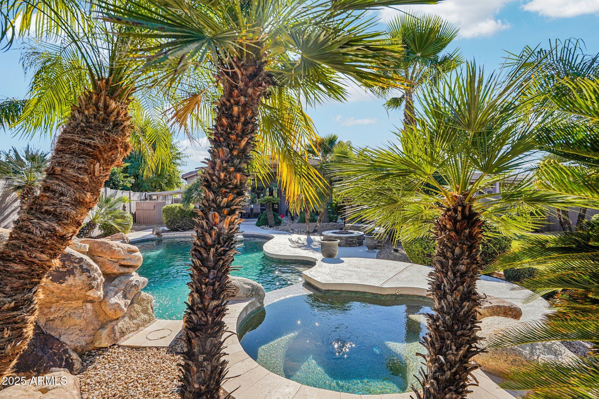 4632 E RED BIRD Road