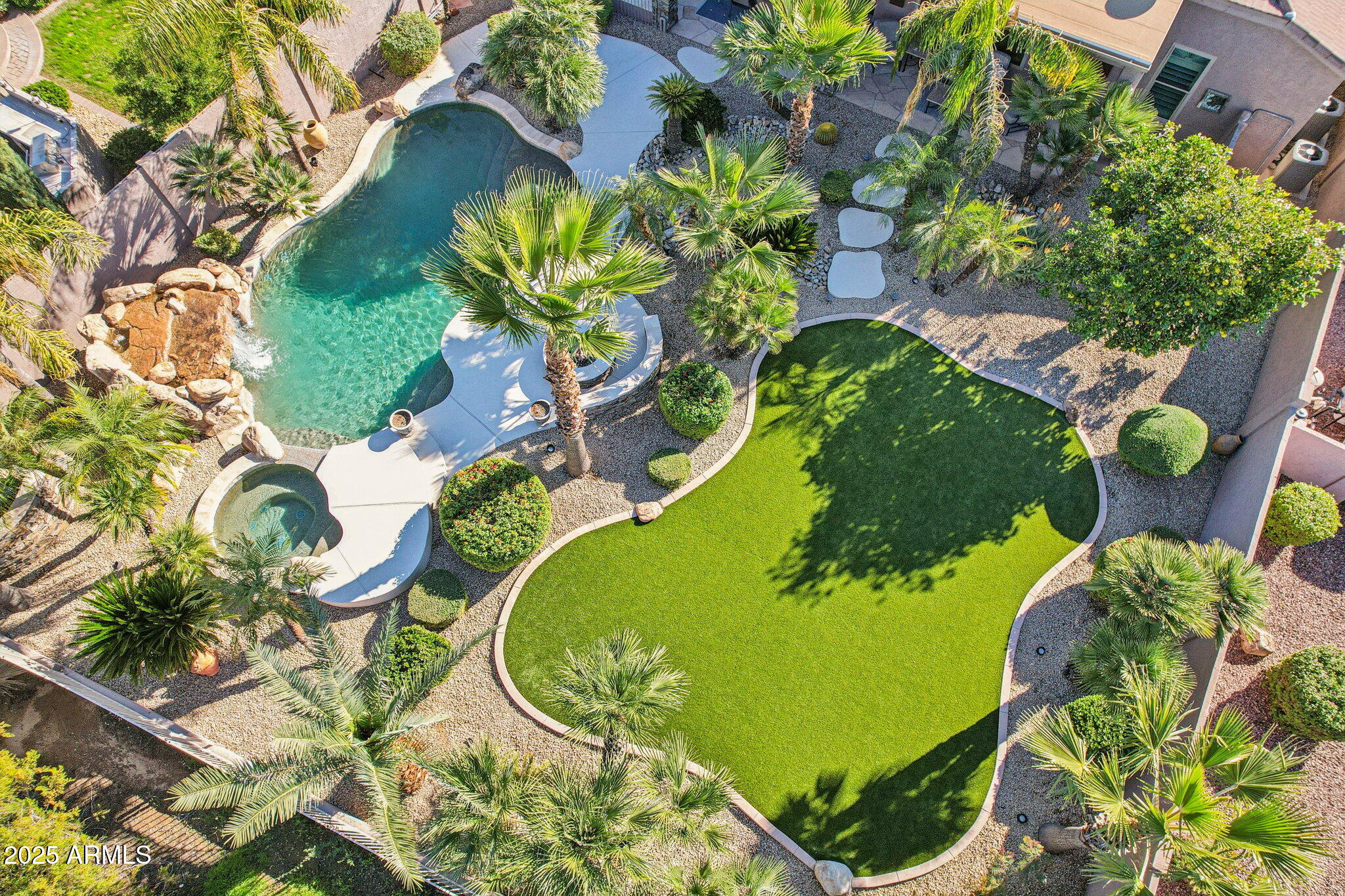 4632 E RED BIRD Road