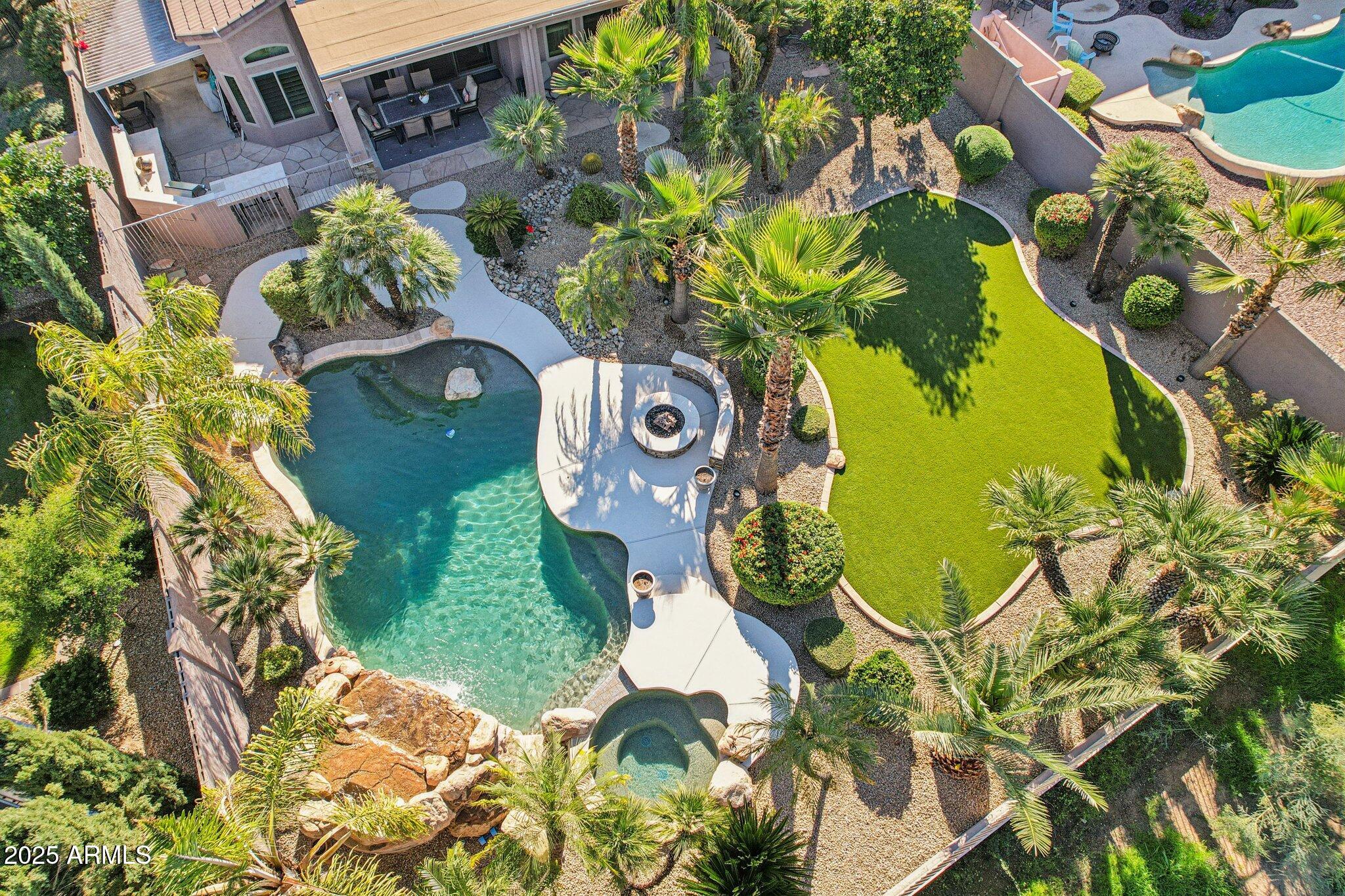 4632 E RED BIRD Road