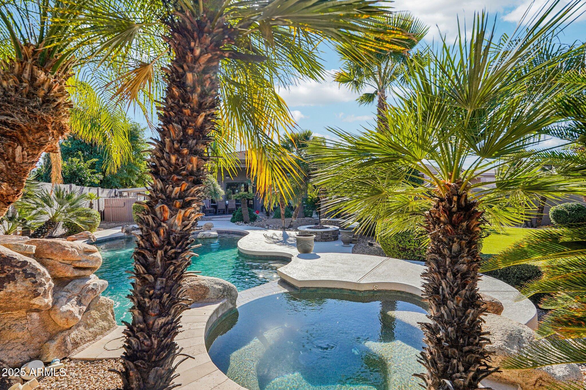 4632 E RED BIRD Road