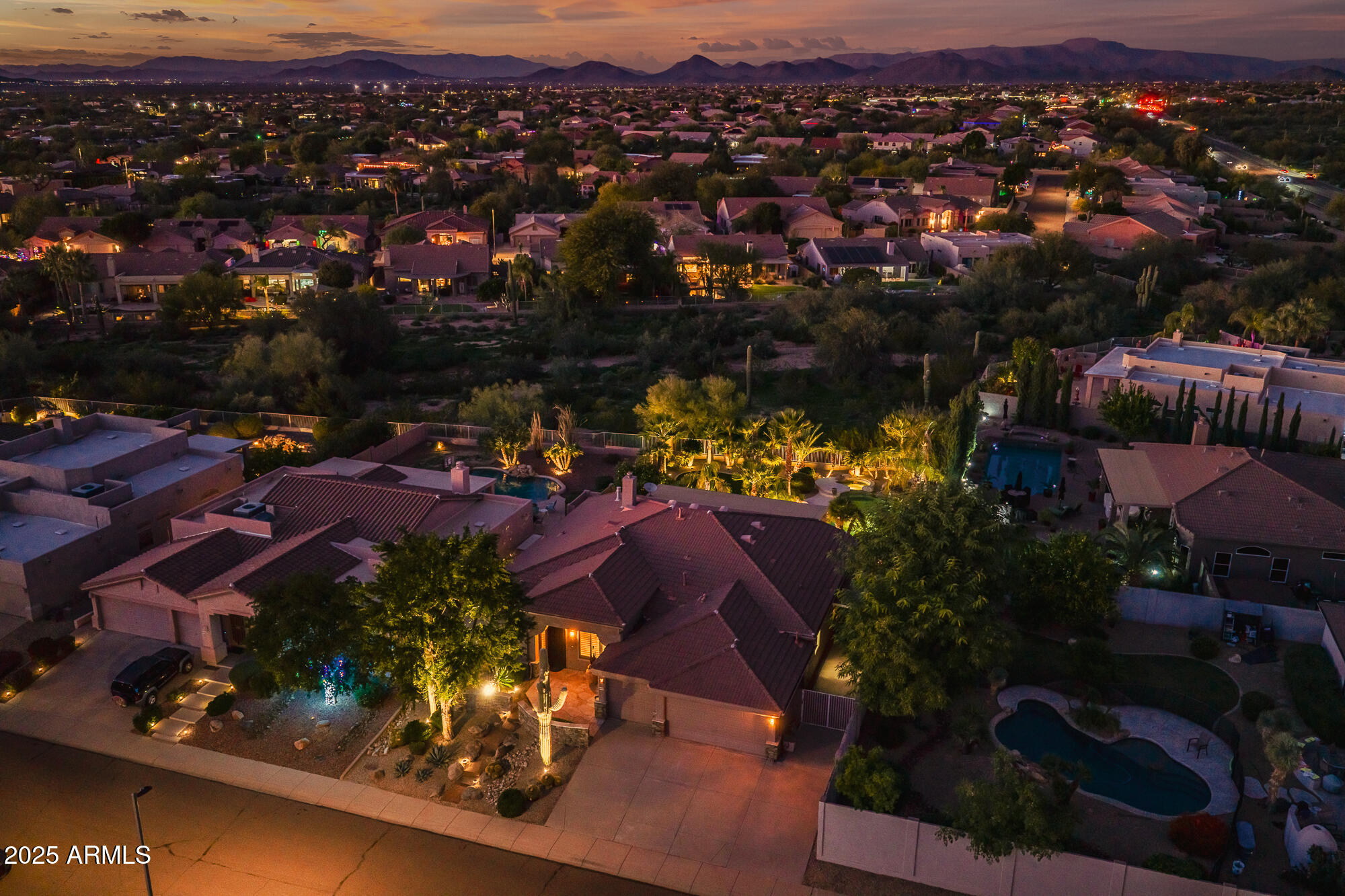 4632 E RED BIRD Road