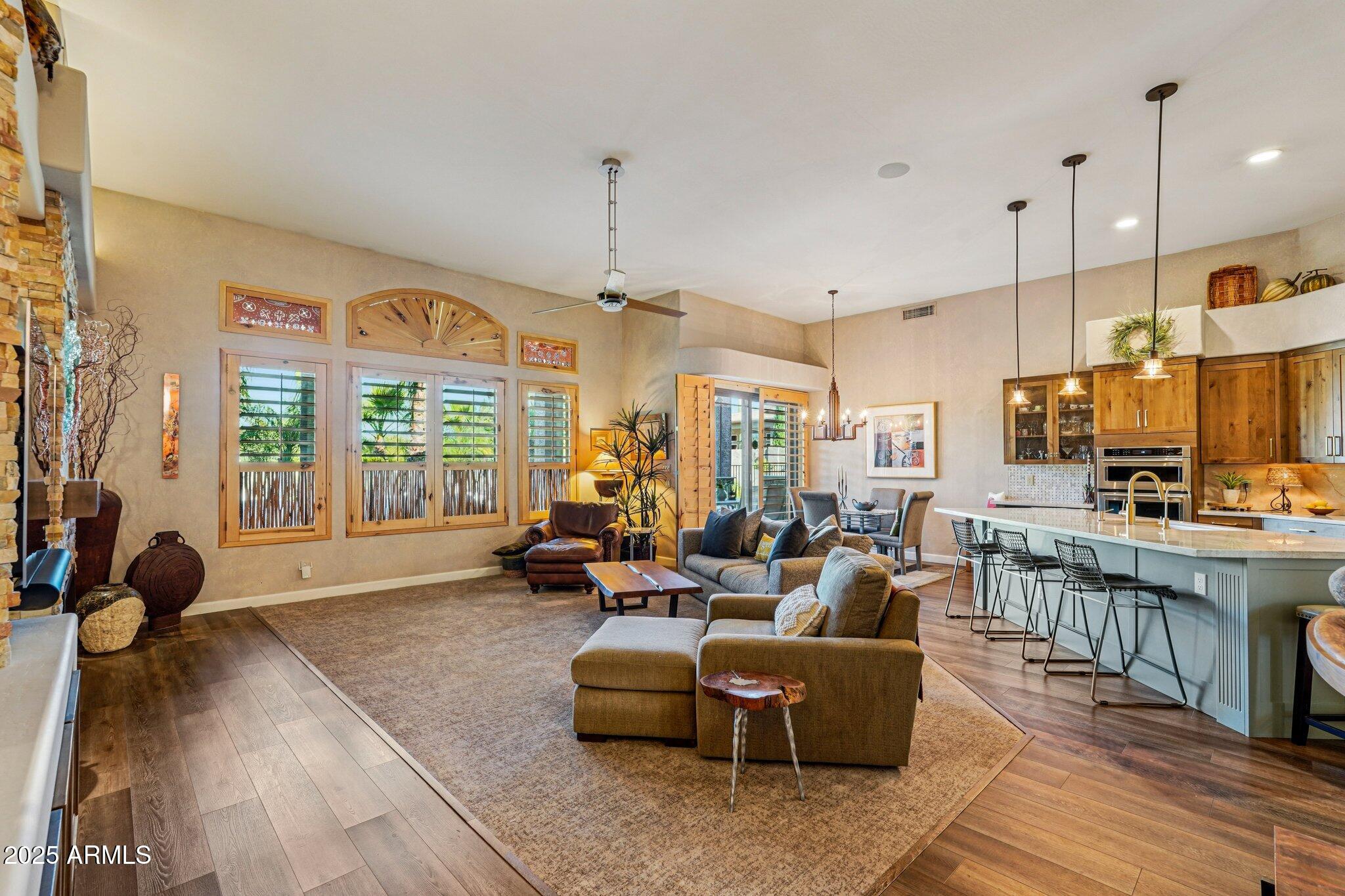 4632 E RED BIRD Road