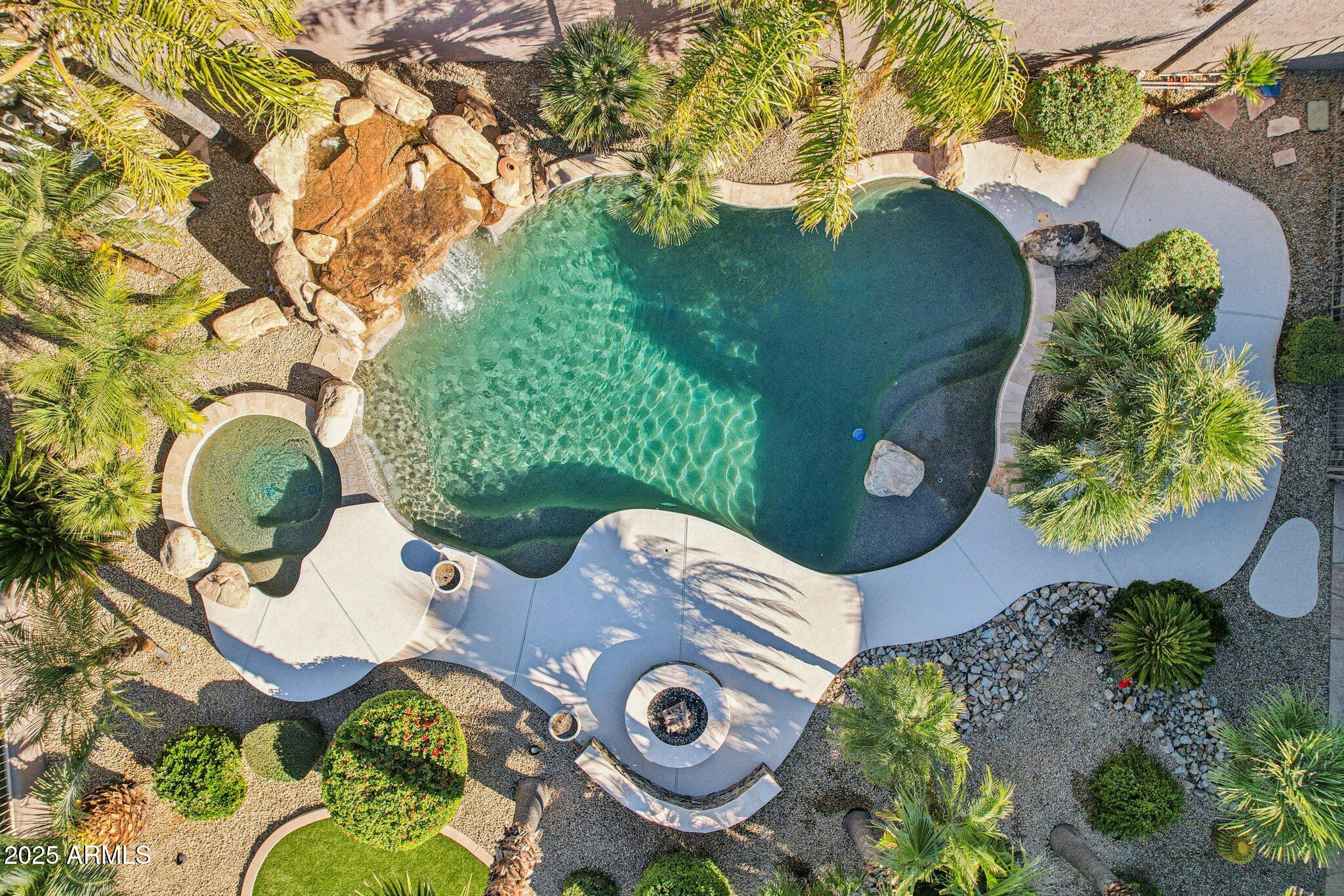 4632 E RED BIRD Road