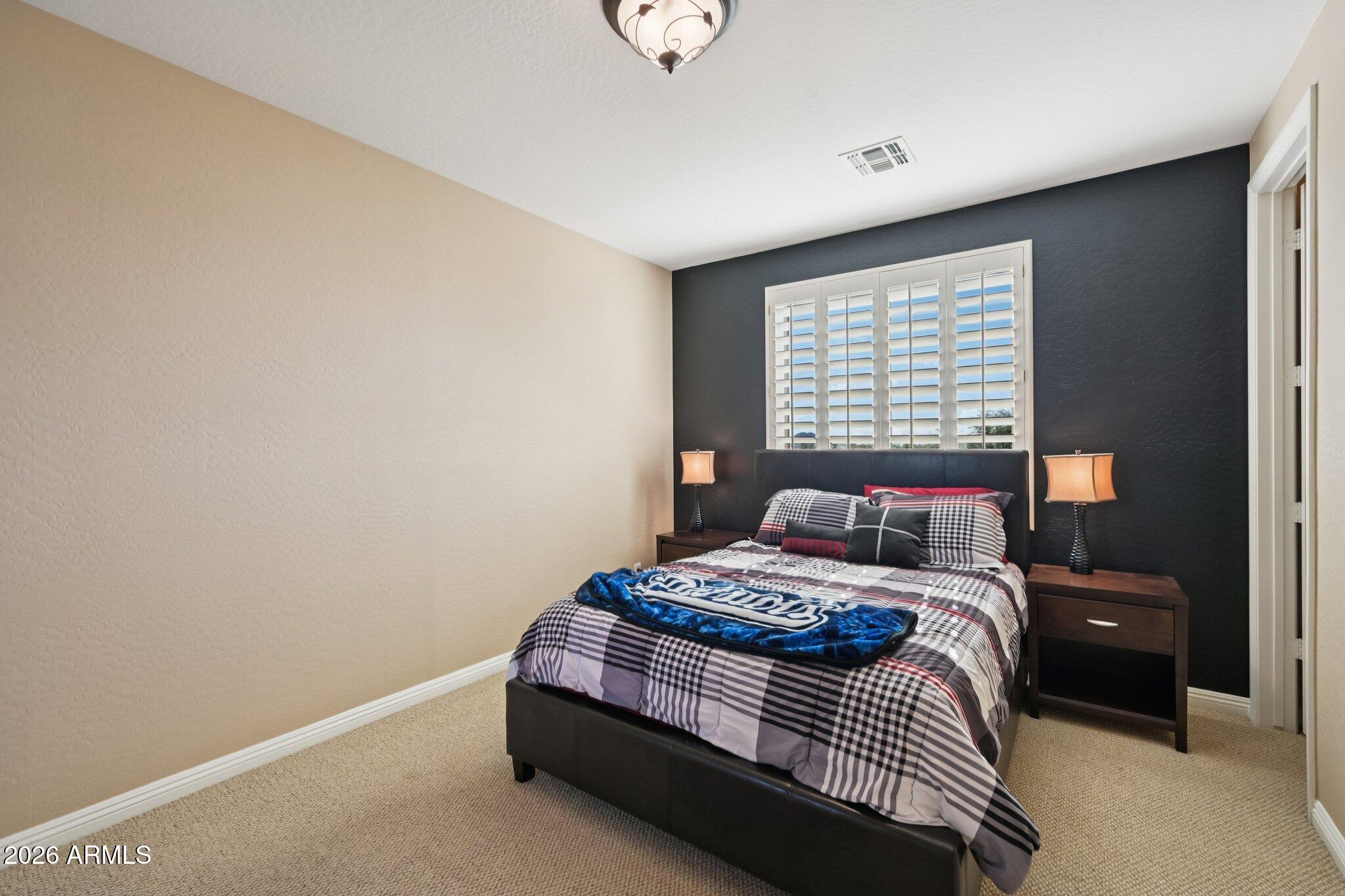 2206 W KELLER Court