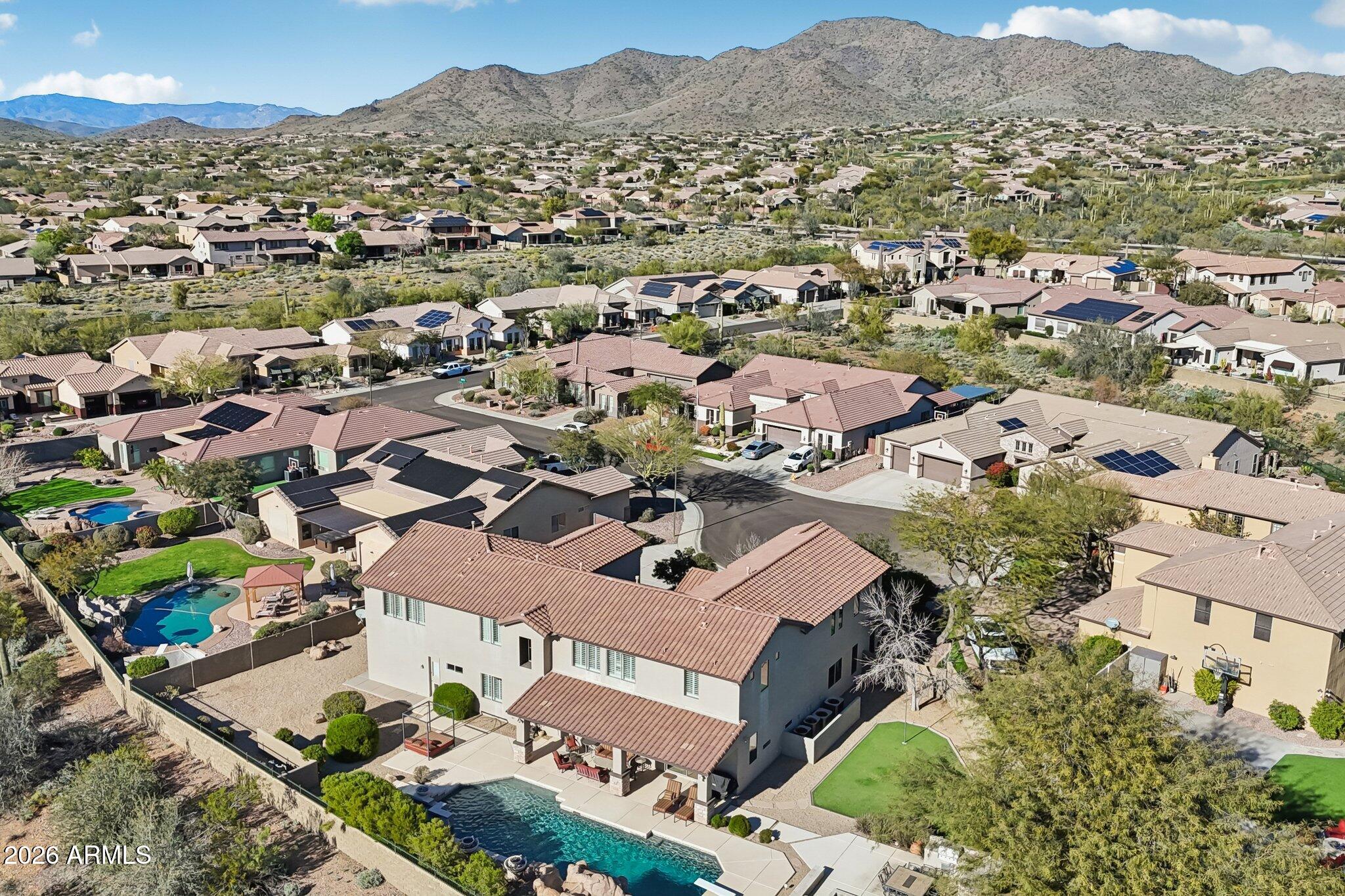2206 W KELLER Court