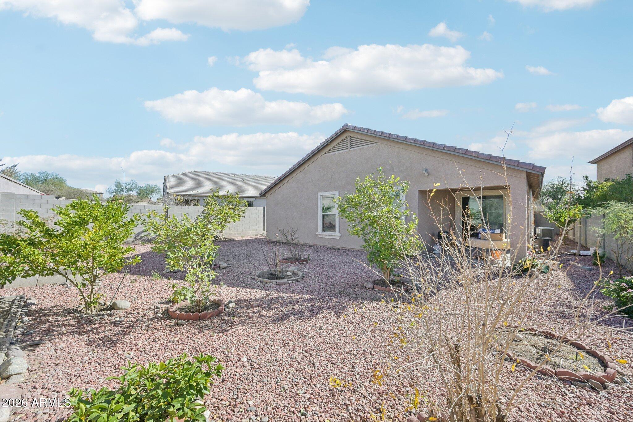10736 W BRONCO Trail