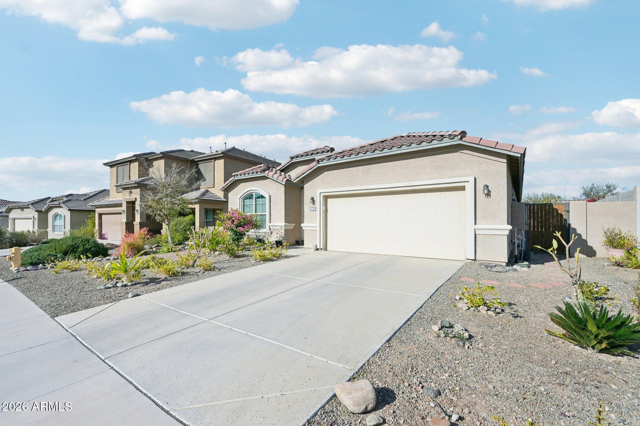 10736 W BRONCO Trail