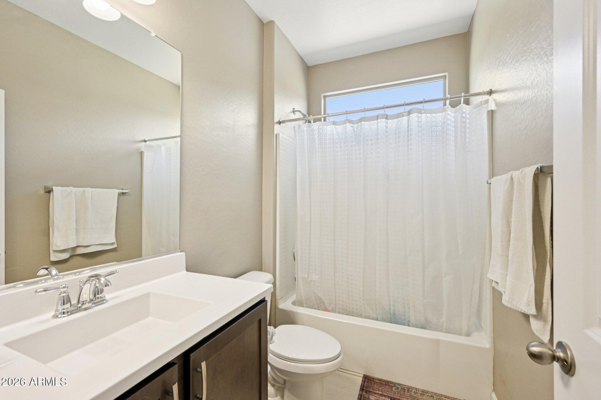 10736 W BRONCO Trail