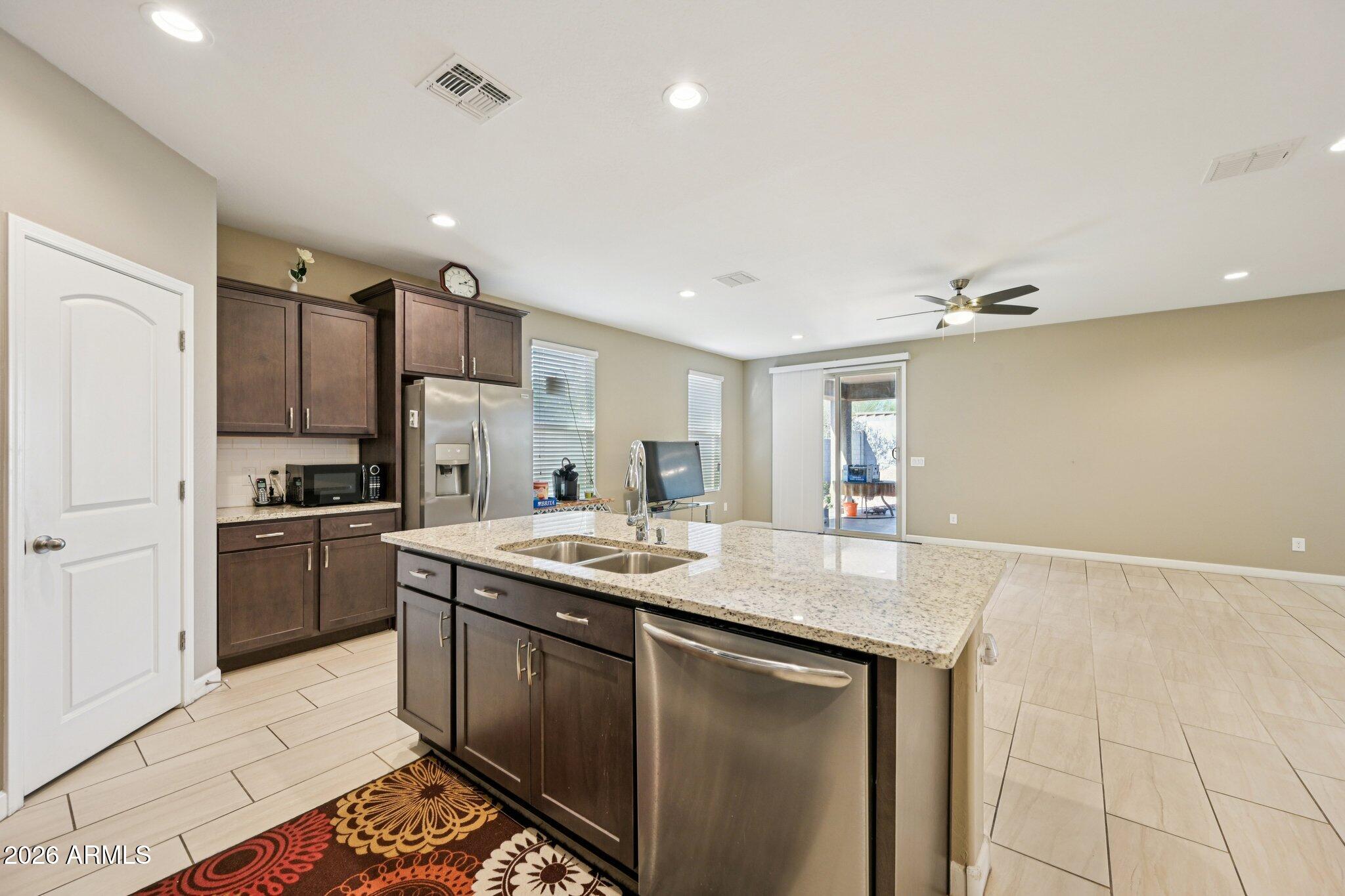 10736 W BRONCO Trail