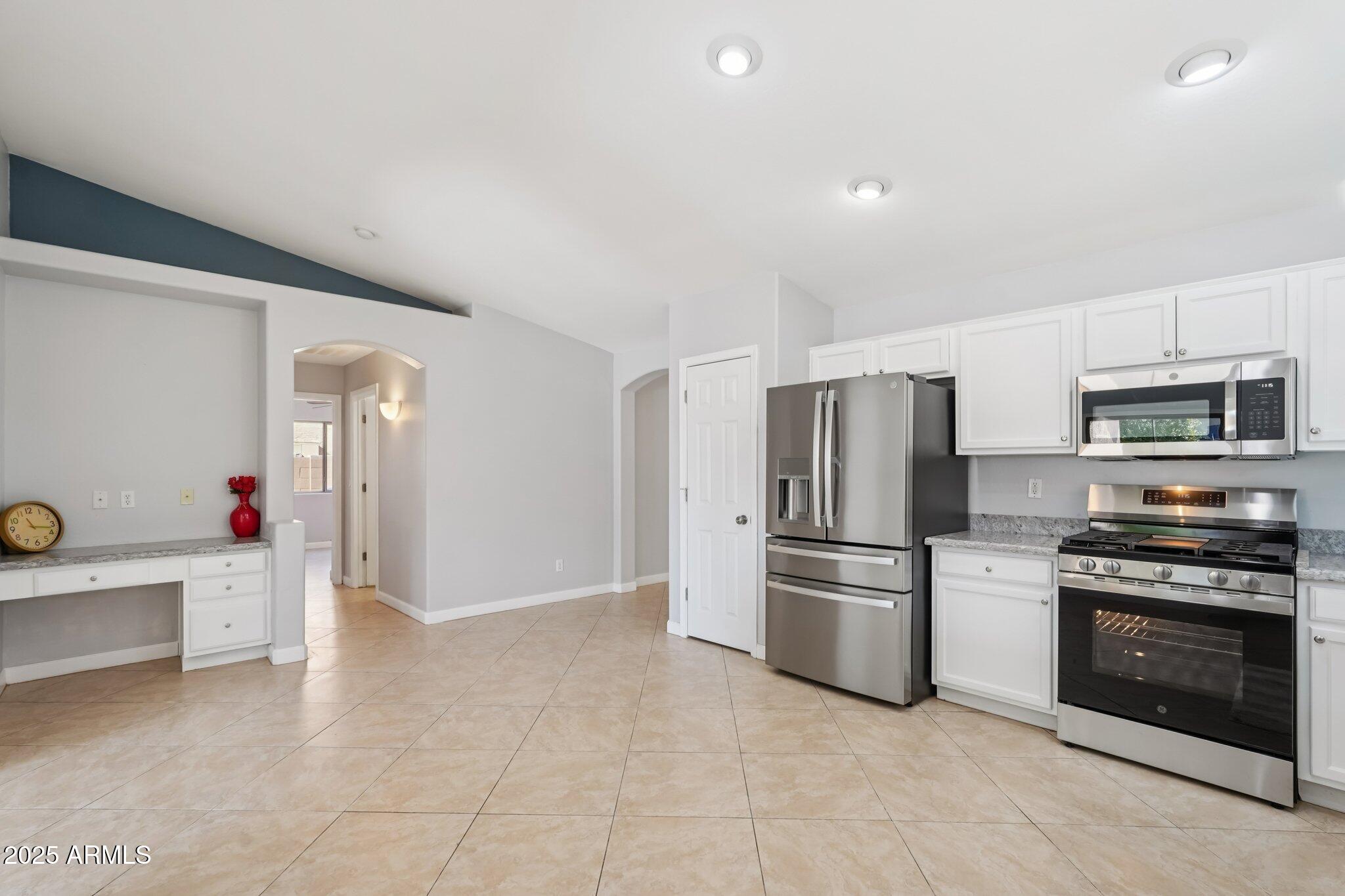 16267 W YUCATAN Drive