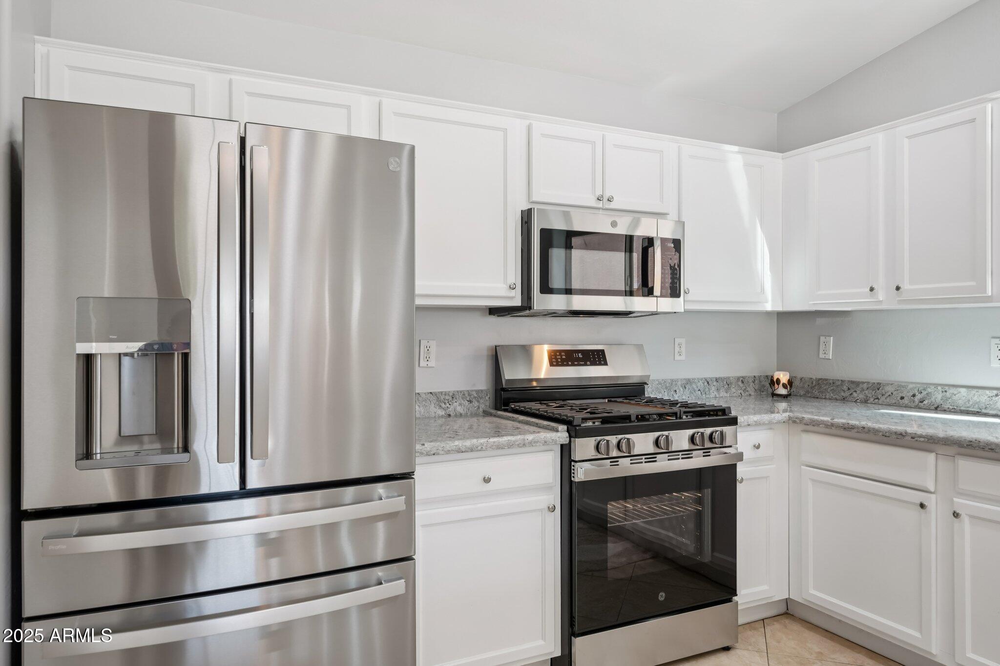 16267 W YUCATAN Drive