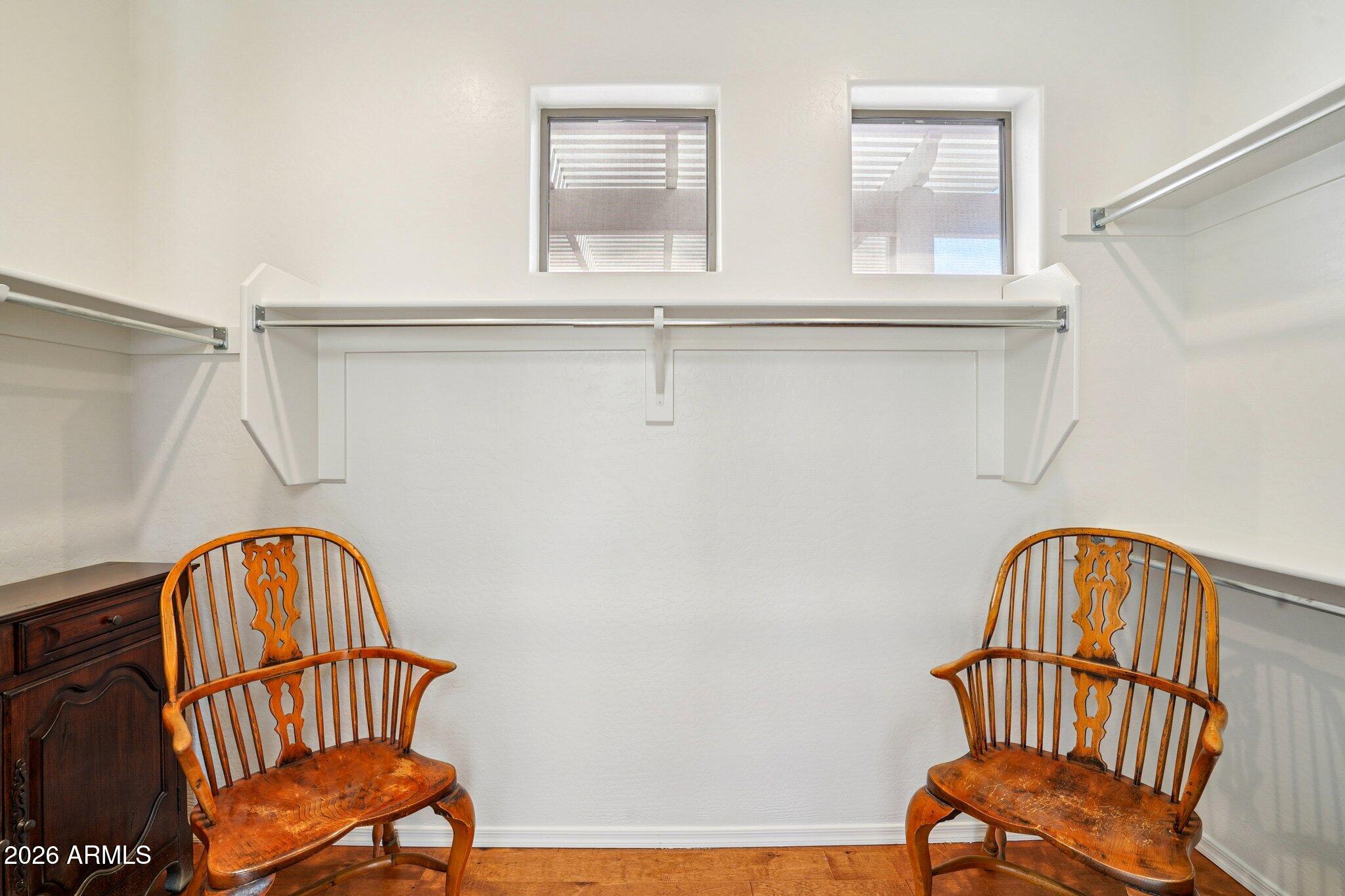 2365 W FIRETHORN Way