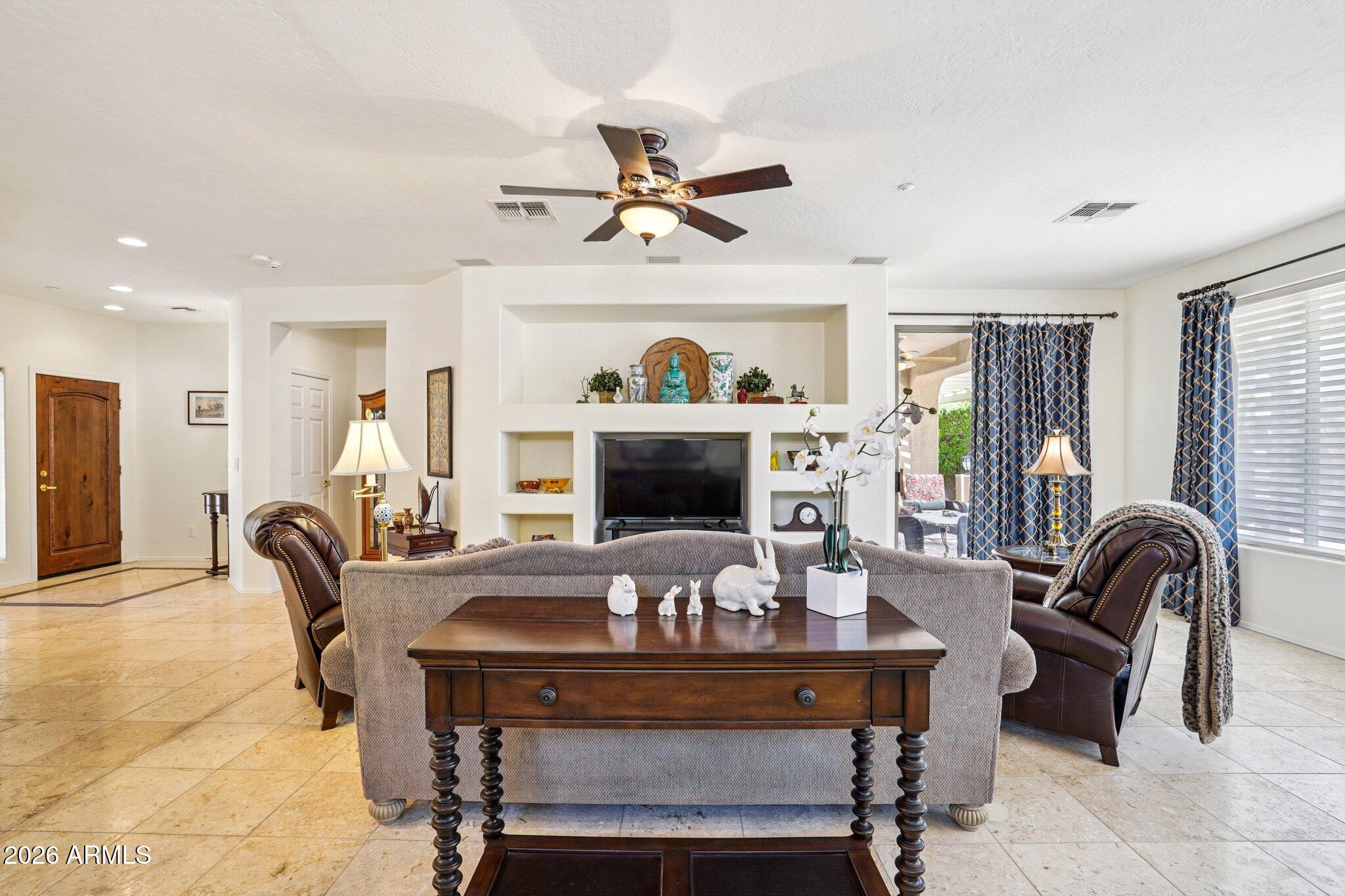 2365 W FIRETHORN Way