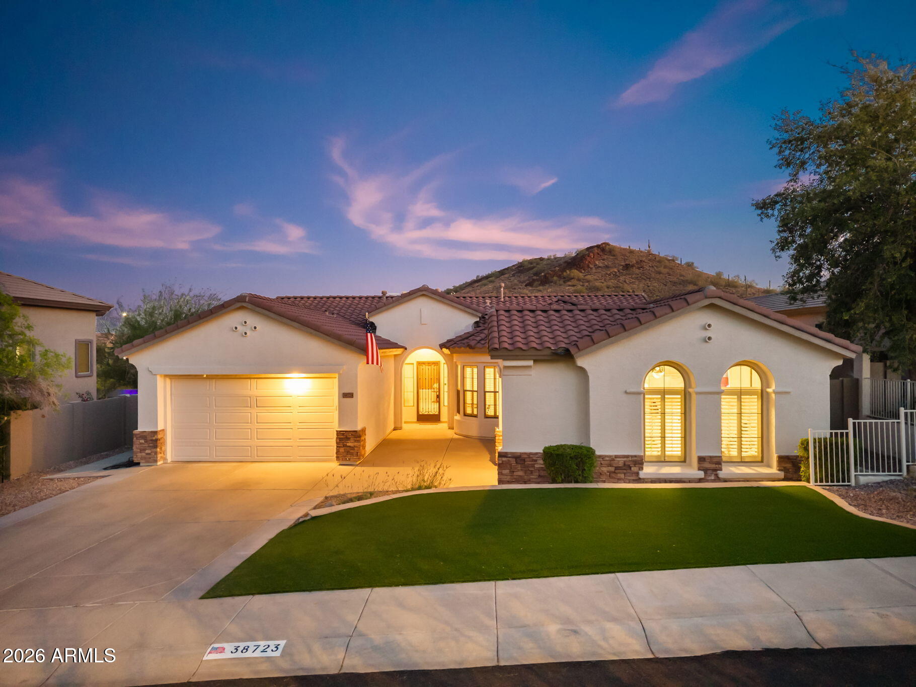 38723 N RED TAIL Lane