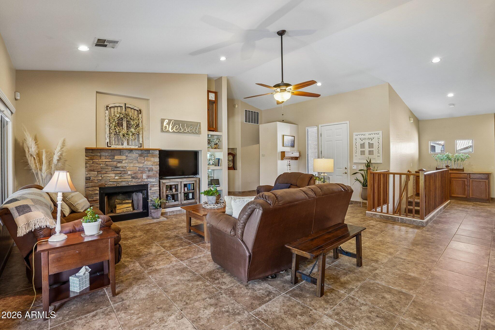 9131 W CIELO GRANDE
