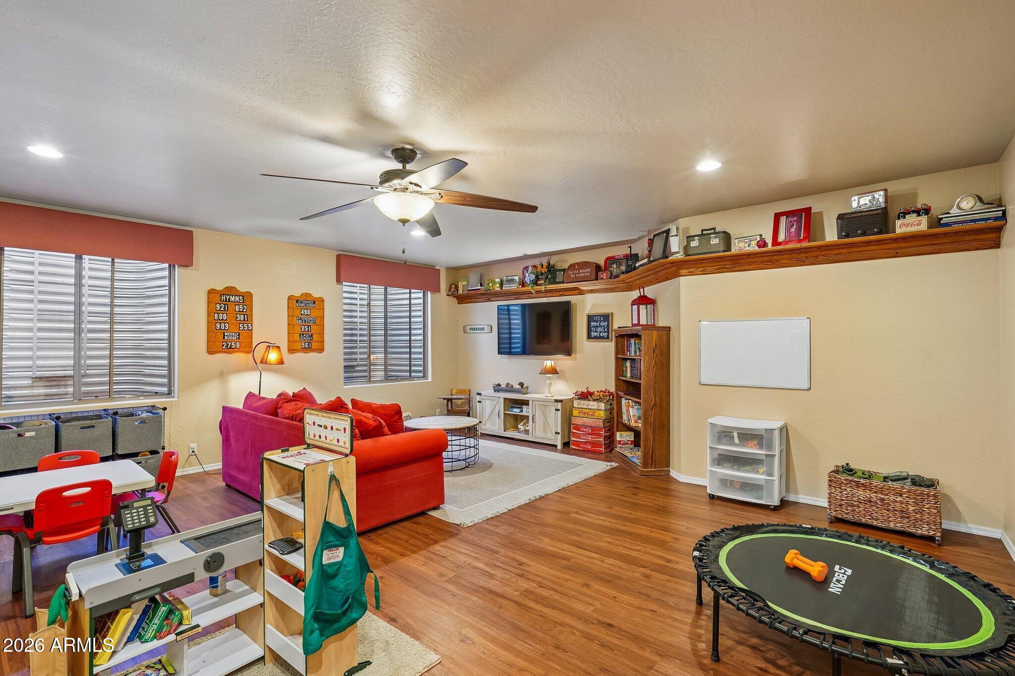 9131 W CIELO GRANDE