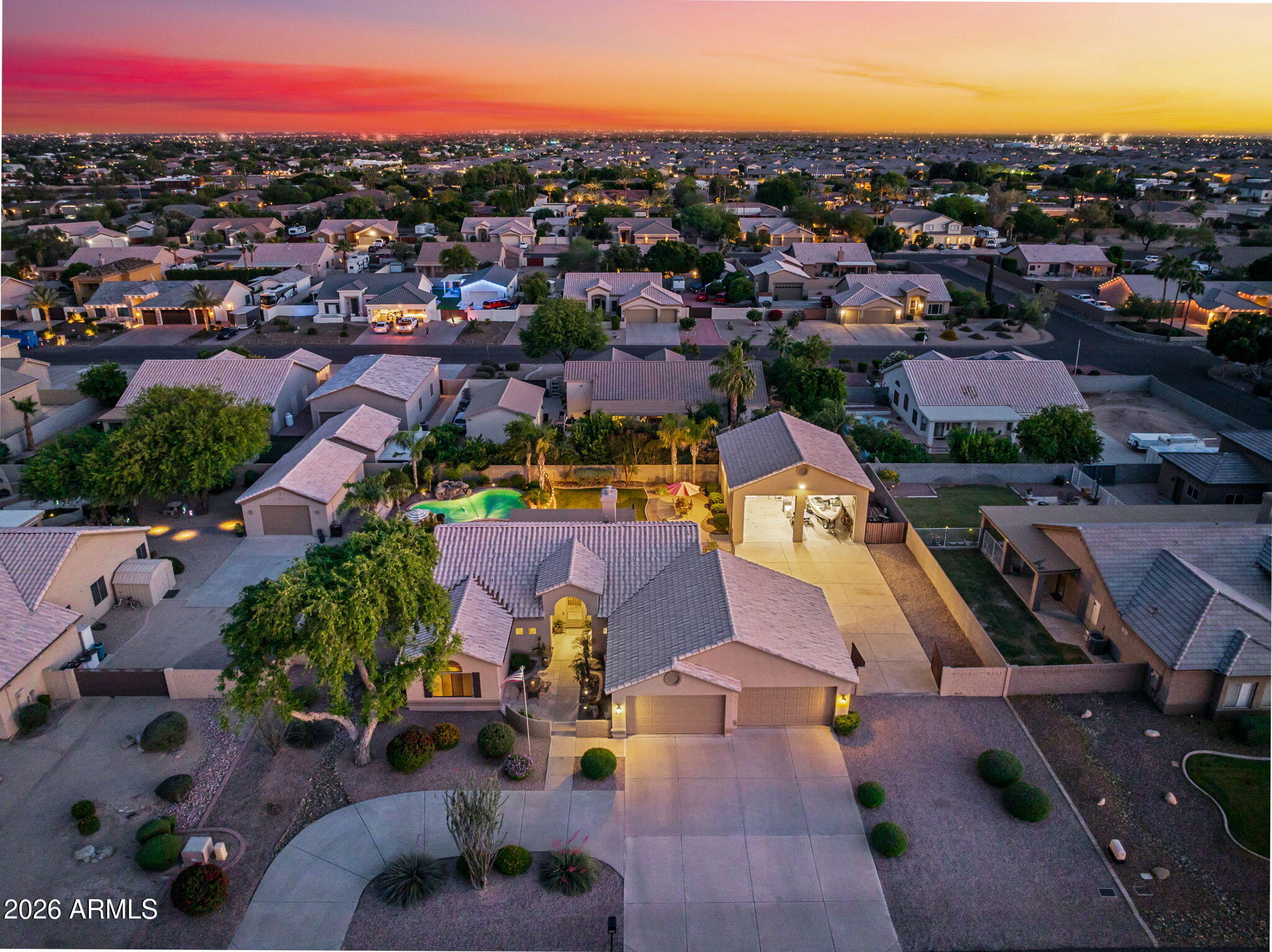 9131 W CIELO GRANDE