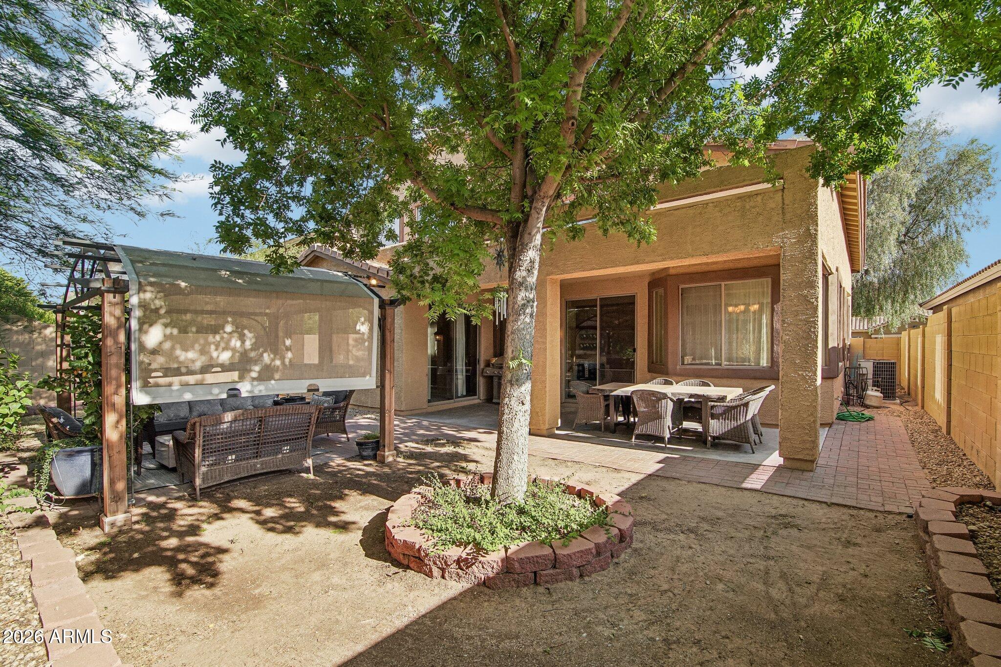 2408 W CRIMSON Terrace
