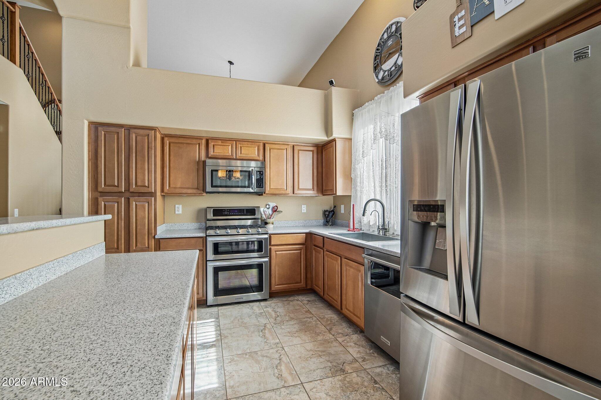 2408 W CRIMSON Terrace
