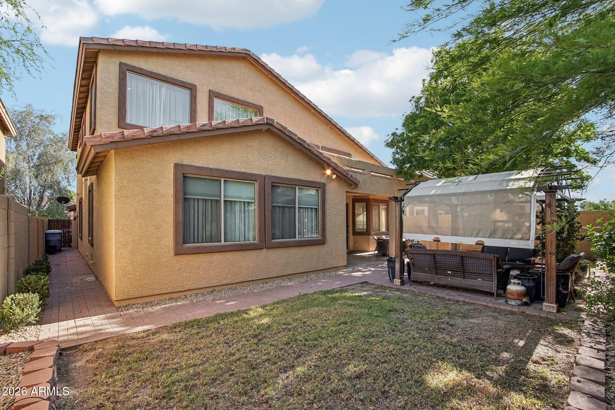 2408 W CRIMSON Terrace
